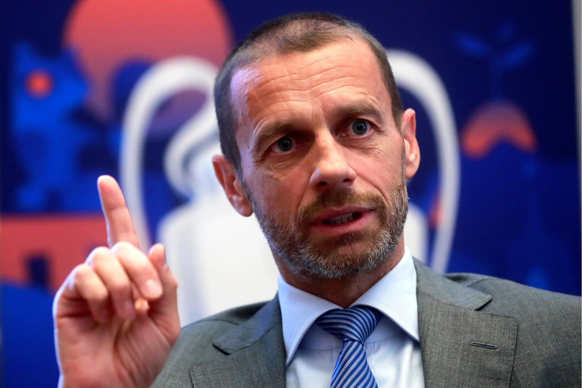 La UEFA trata de poner coto a los abusos 'online'