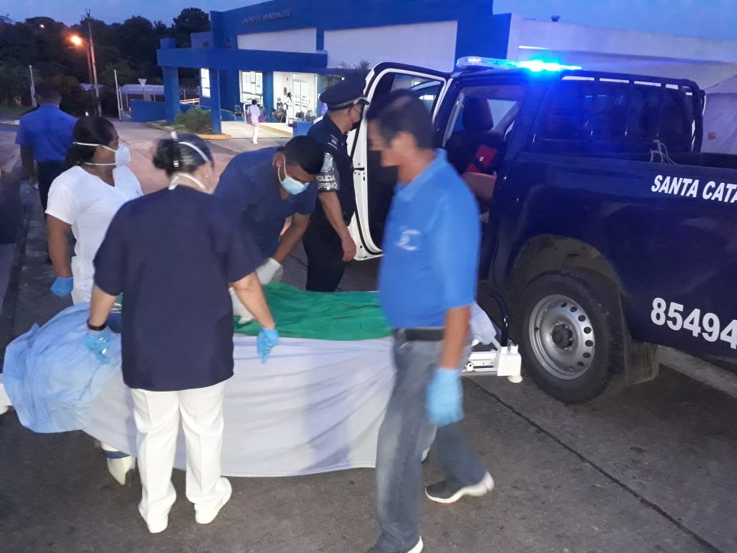 Mujer dio a luz en patrulla policial en Veraguas