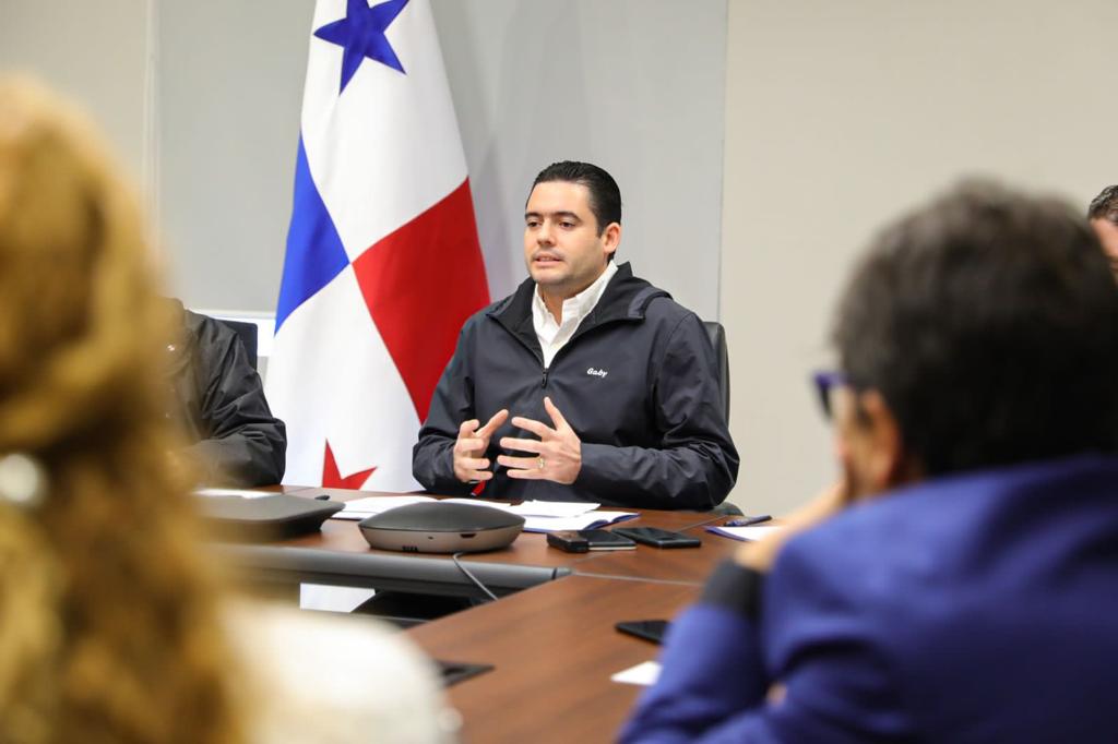 Hoy, vicepresidente Carrizo Jaén sostuvo encuentro con corresponsales de prensa extranjera