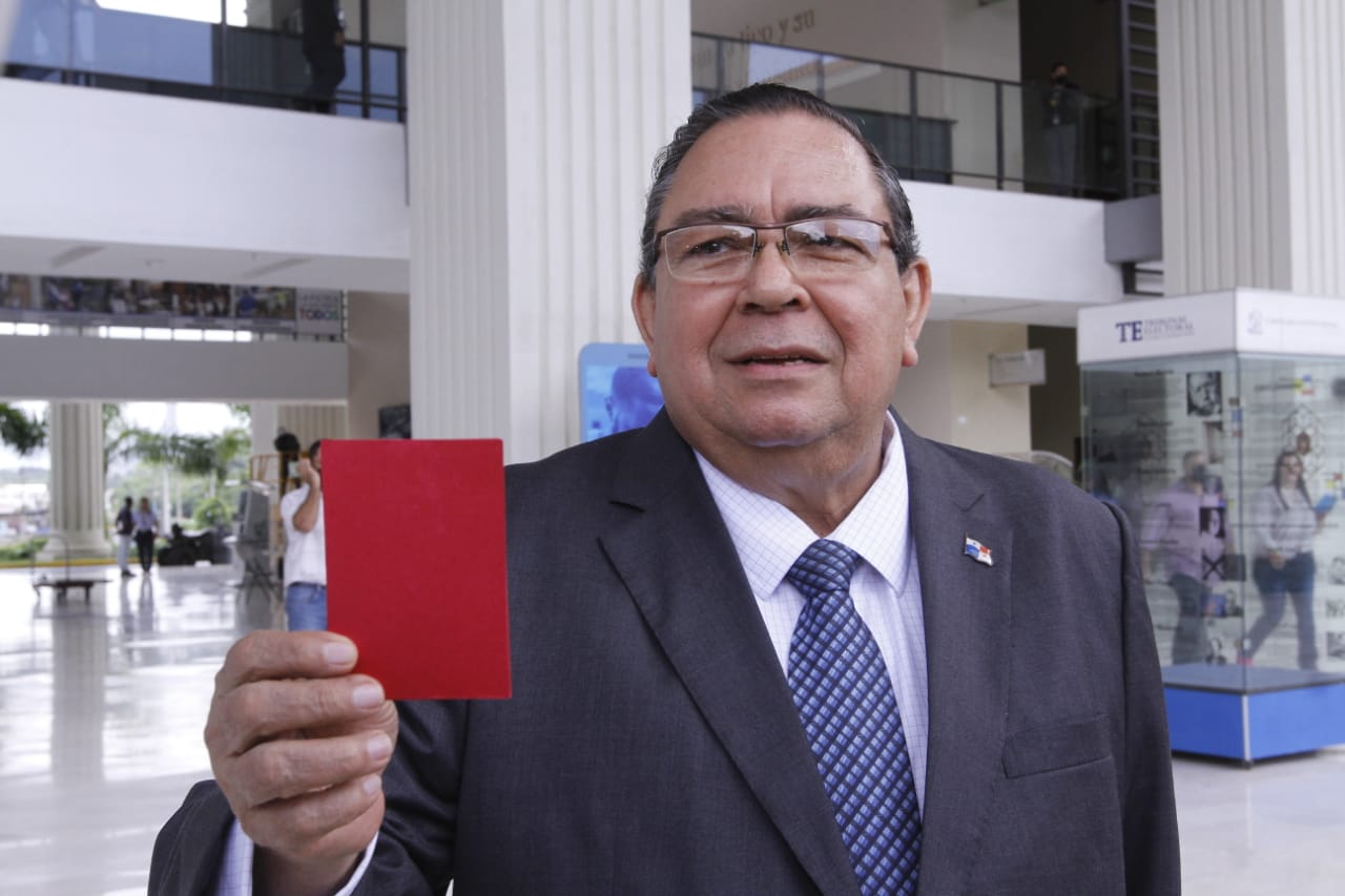 Muere el abogado y exprecandidato presidencial, Paco Carreira