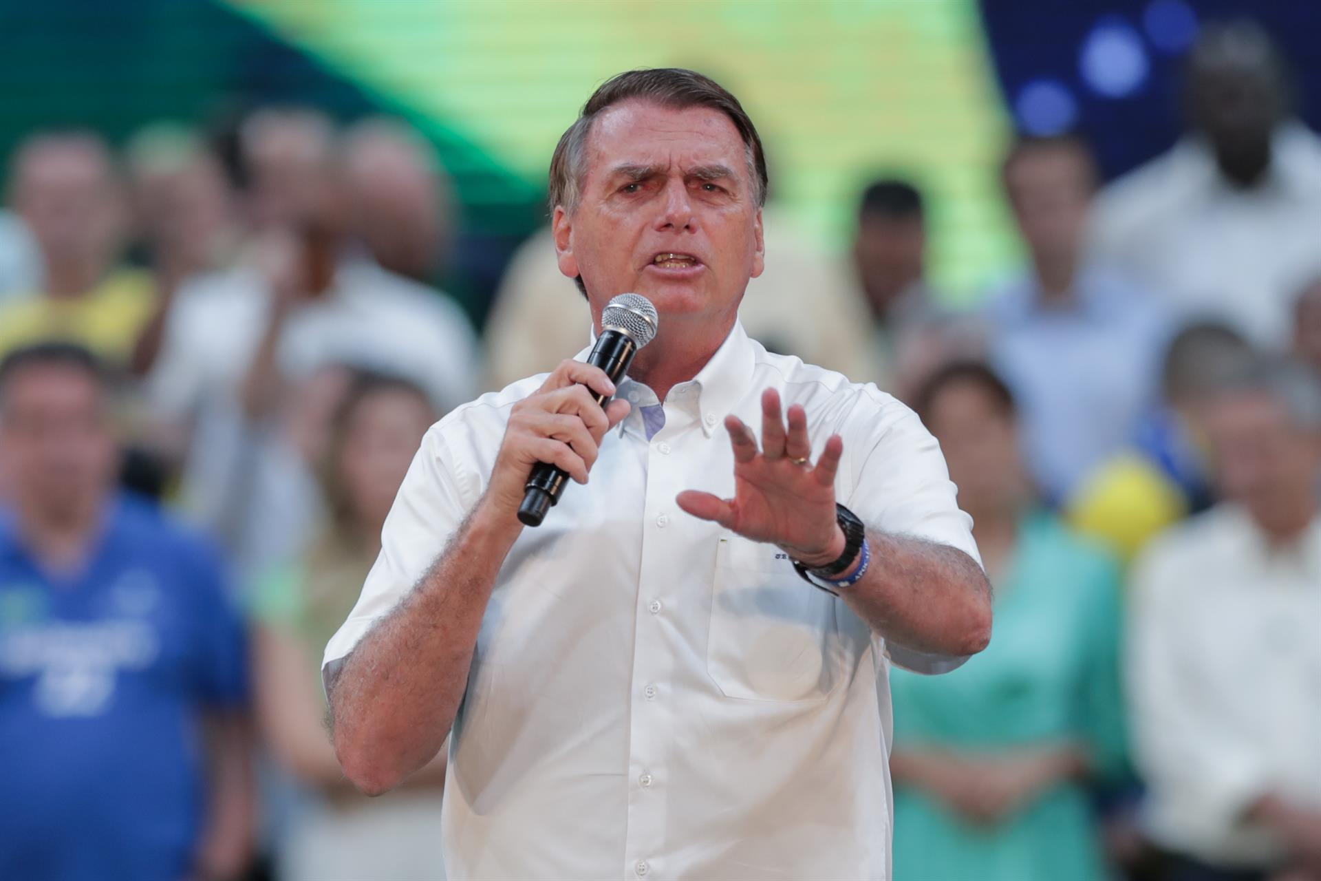 Bolsonaro arremete contra Lula y el Supremo en el lanzamiento de su candidatura