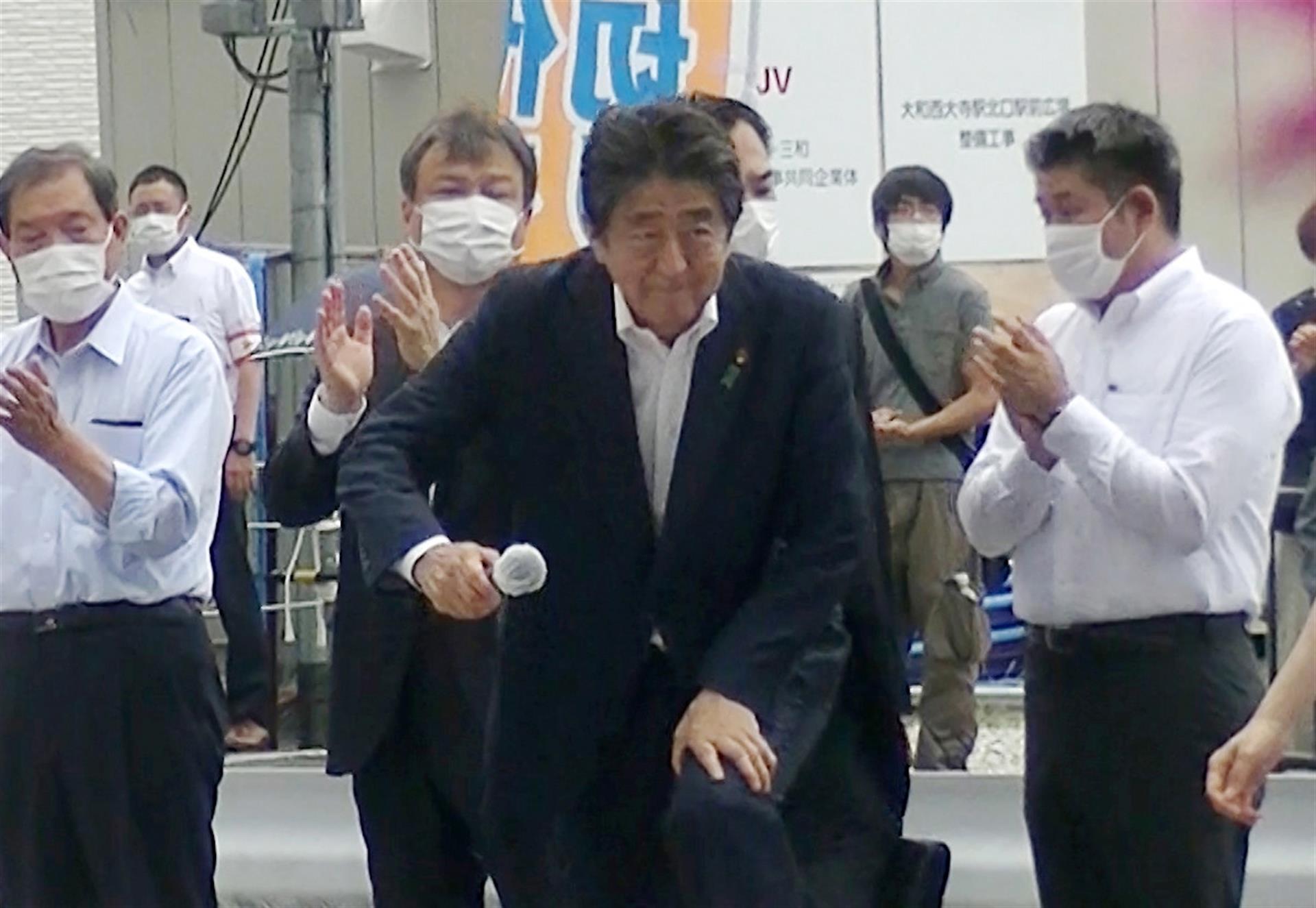 El asesinato del exlíder nipón Abe en un acto electoral conmociona a Japón