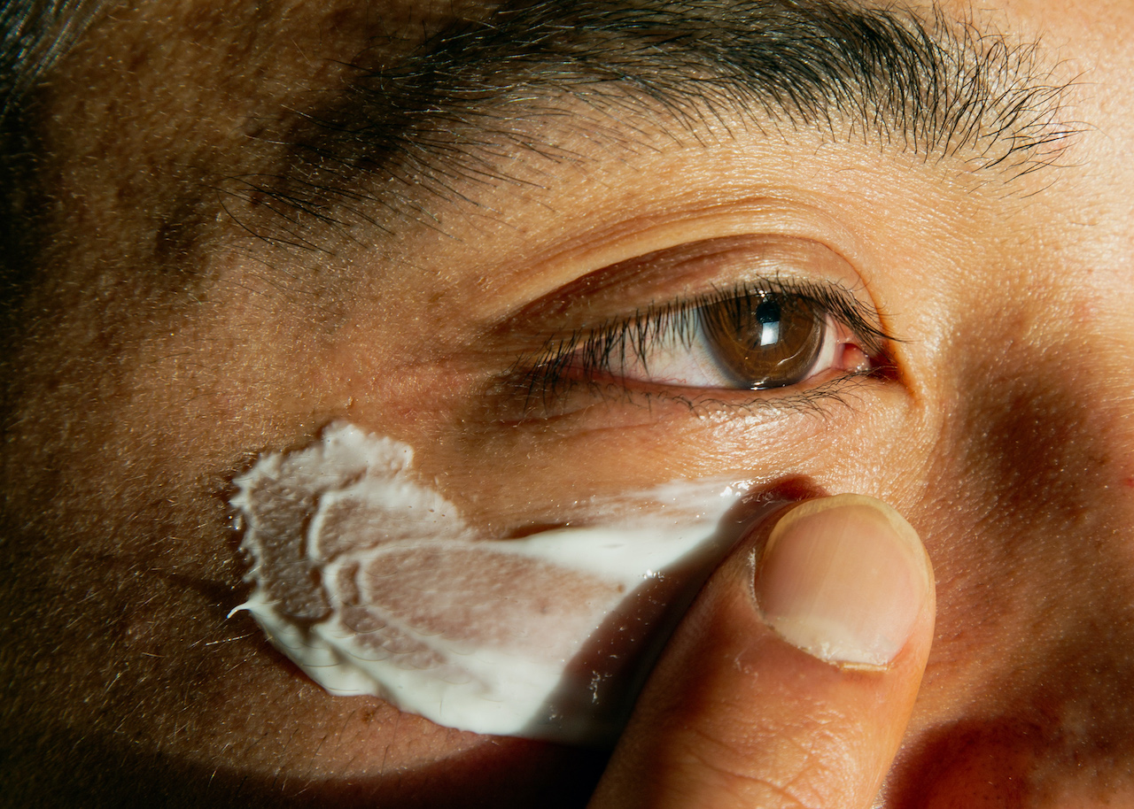 ¿Las cremas para los ojos de verdad funcionan para las arrugas?
