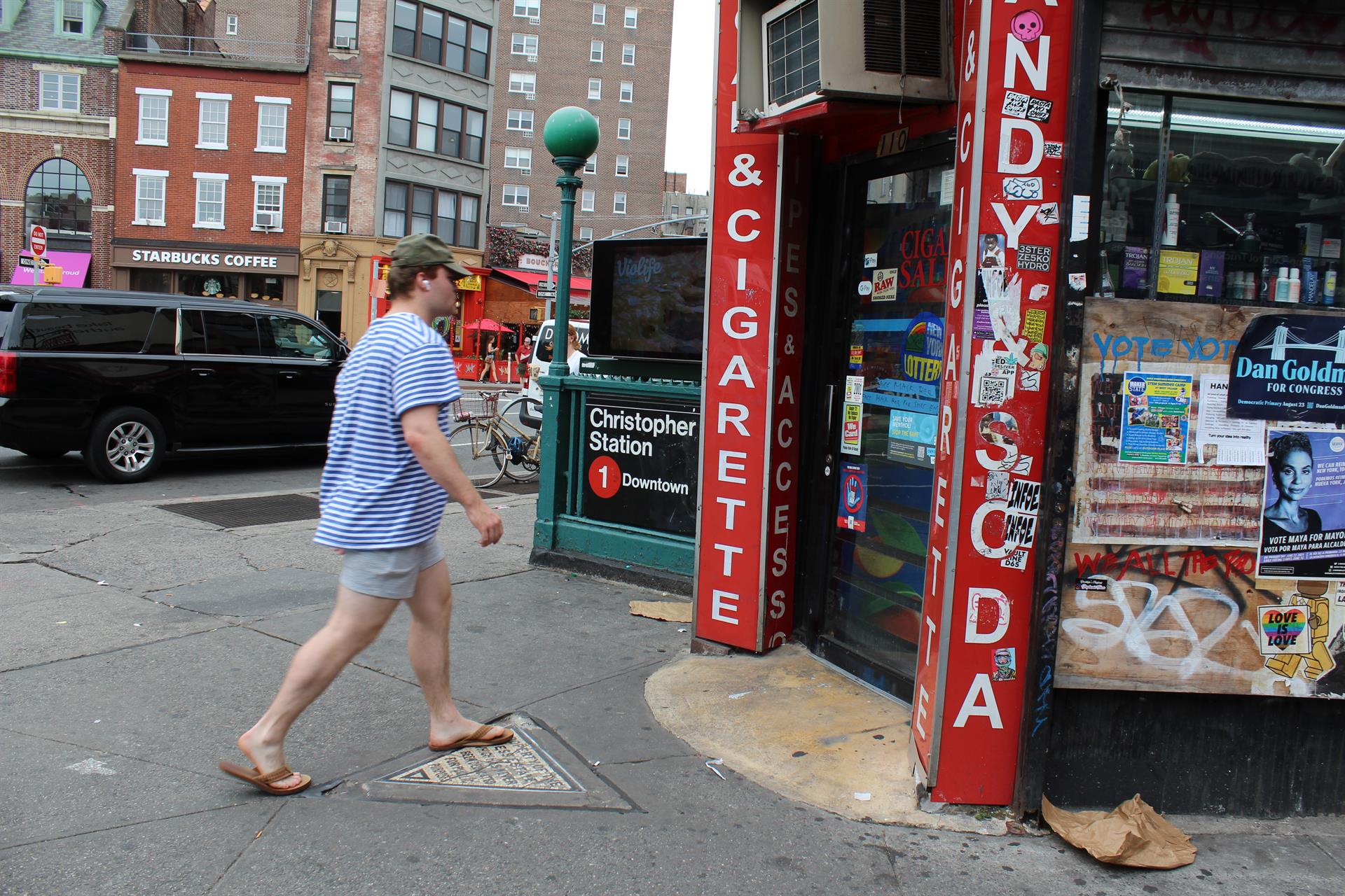 Un triángulo en suelo de Nueva York lleva 100 años luchando por el recuerdo