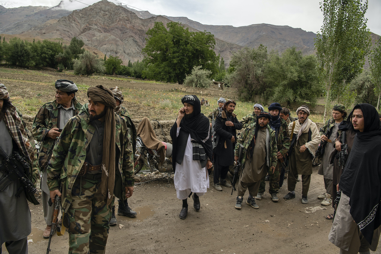 La sangrienta revuelta contra el Talibán liderada por uno de sus miembros