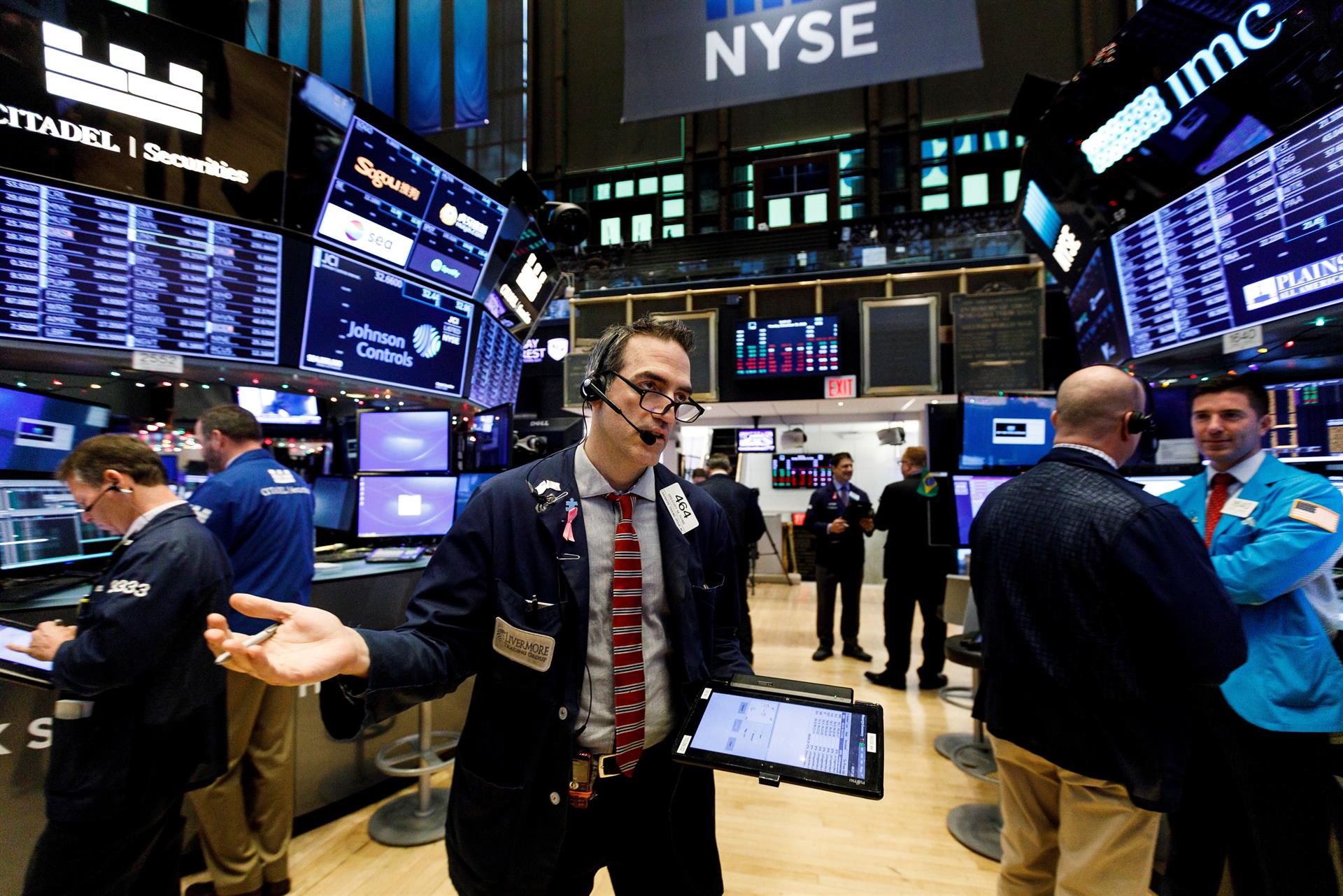 Wall Street abrió en rojo y el Dow Jones perdió un 0,38 %