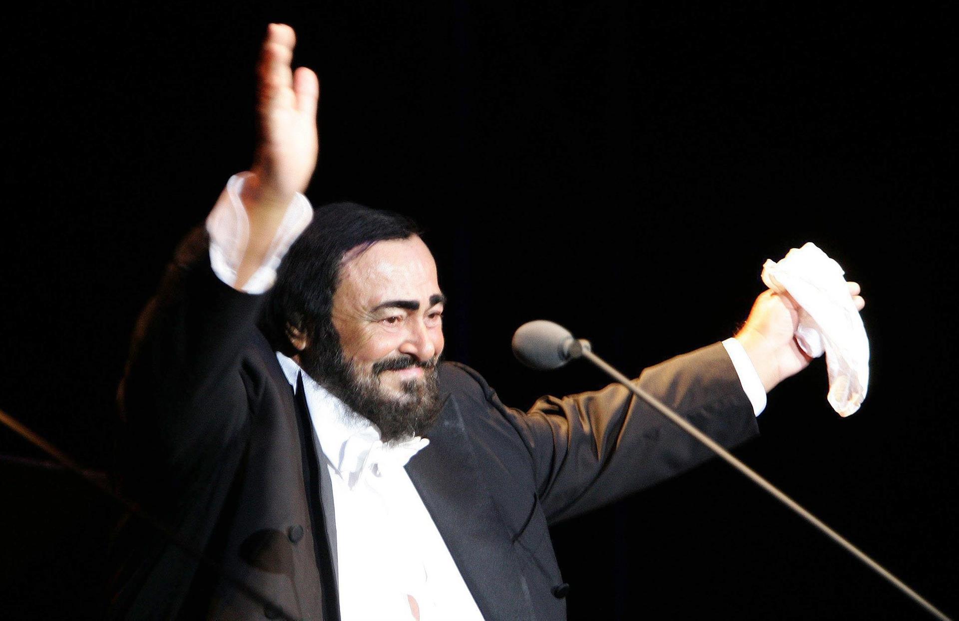 Hollywood colocó una estrella de Pavarotti 15 años después de su muerte