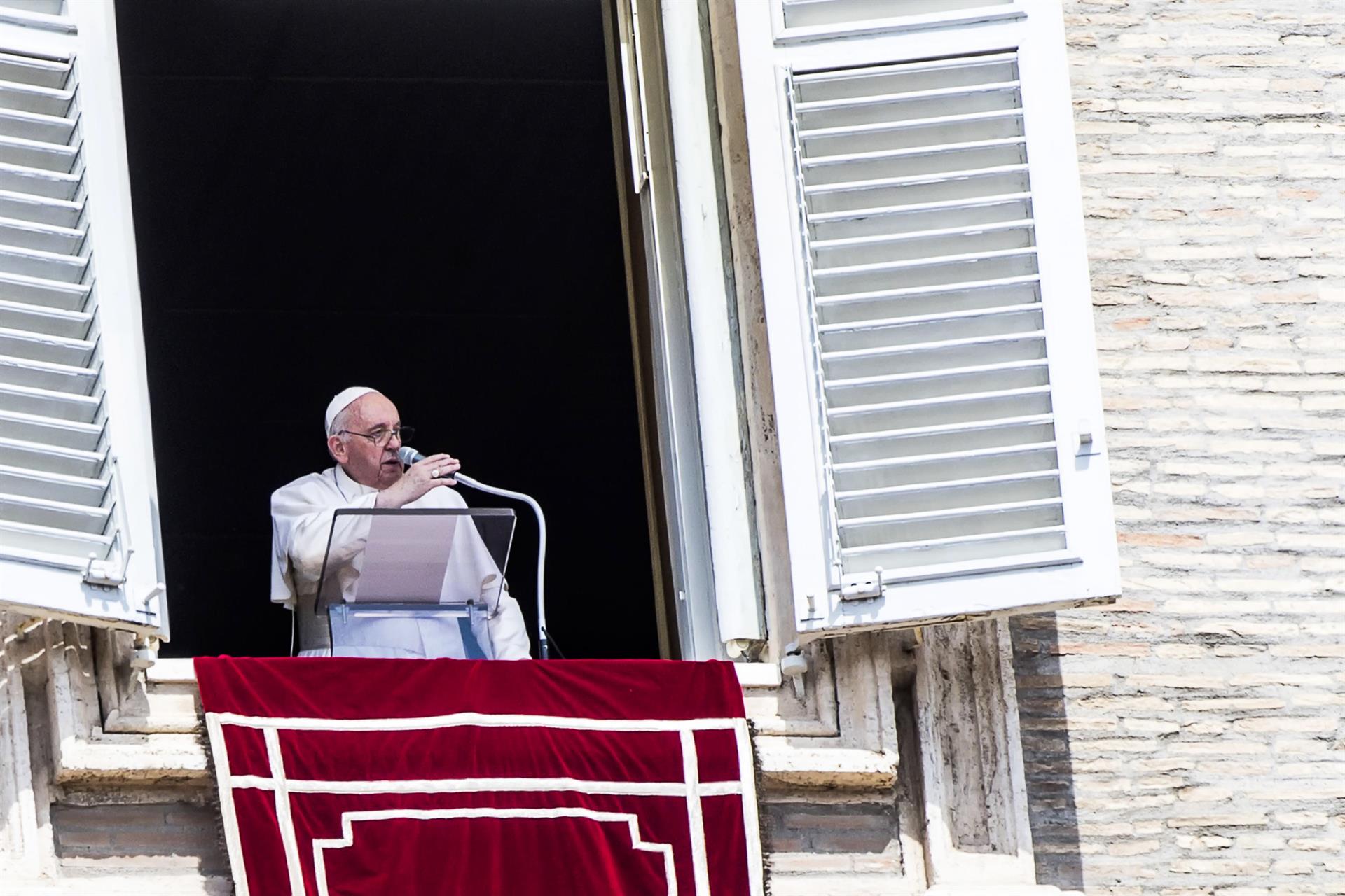 El papa expresó su preocupación por la situación en Nicaragua y pidió diálogo