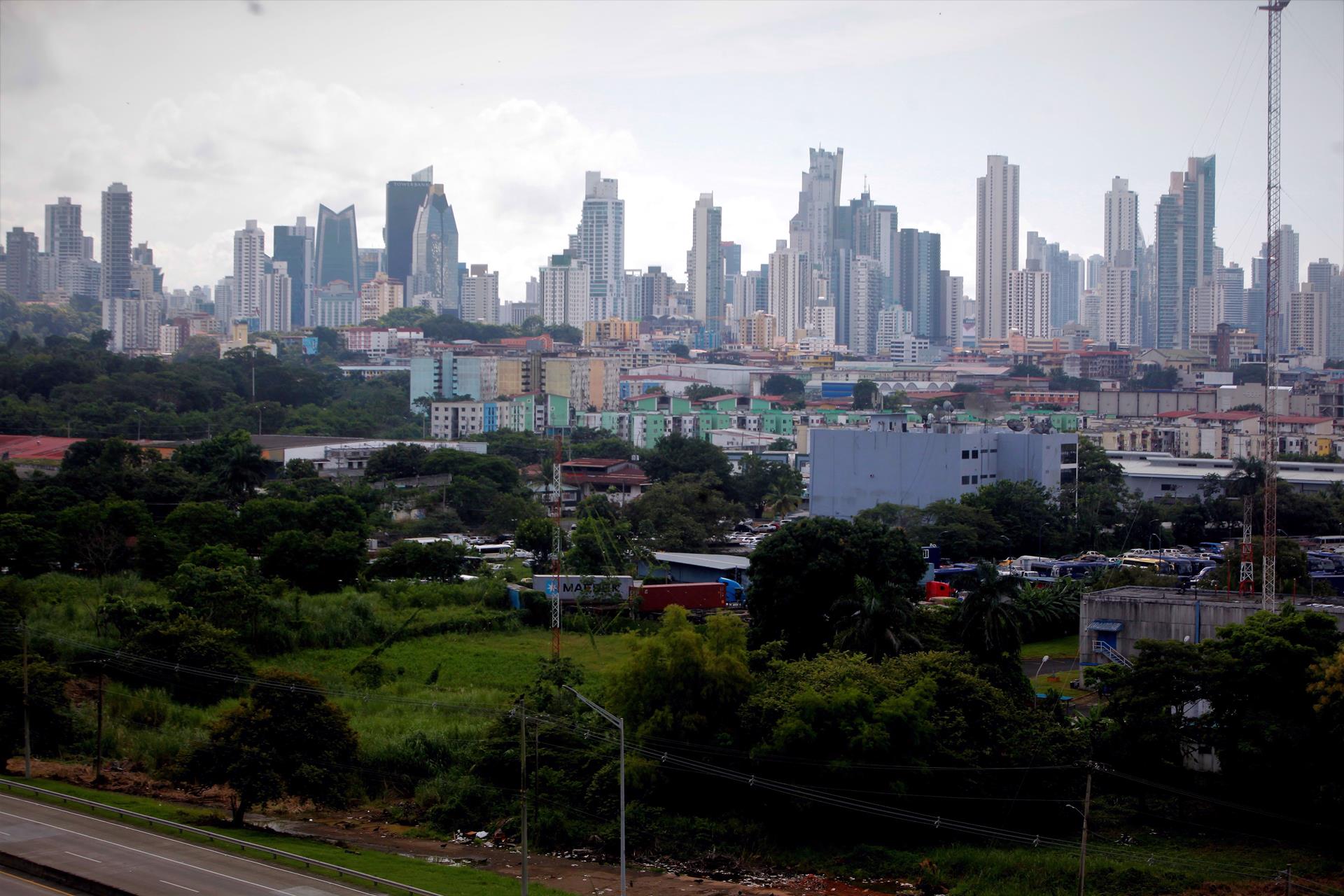 S&P ratificó la calificación BBB a Panamá con una perspectiva negativa