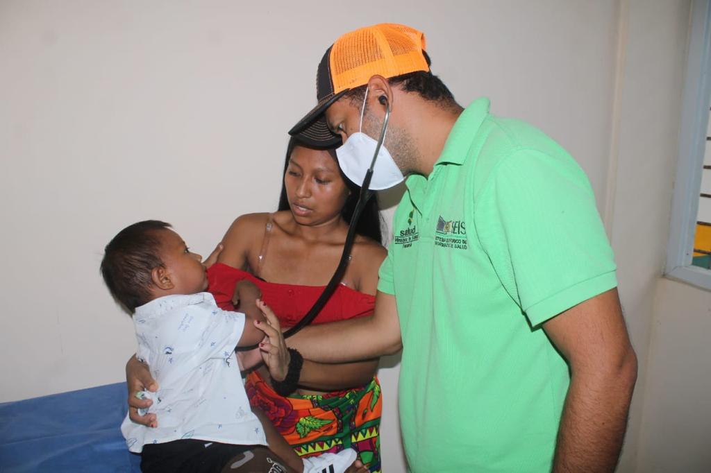 Gira médica y donación de medicamentos a moradores de Playa Muerto, Darién