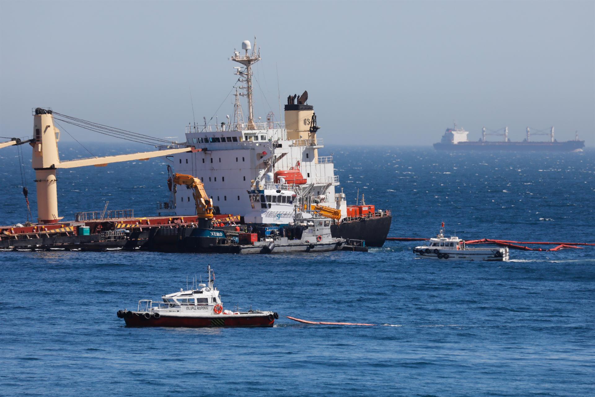 El Puerto de Gibraltar reanuda su actividad de forma escalonada