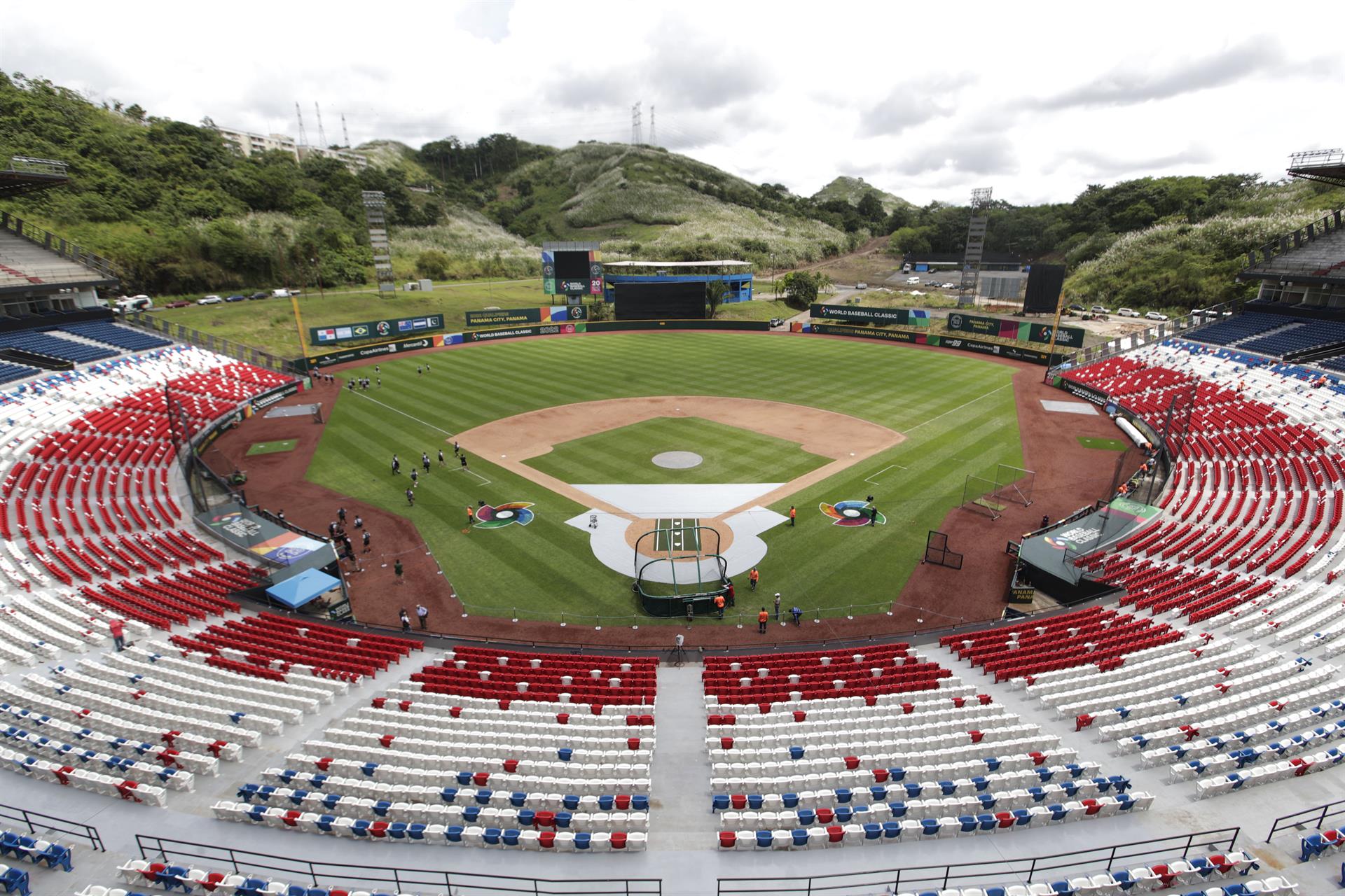 Comienza en Panamá la lucha por los dos últimos boletos al Mundial de Béisbol