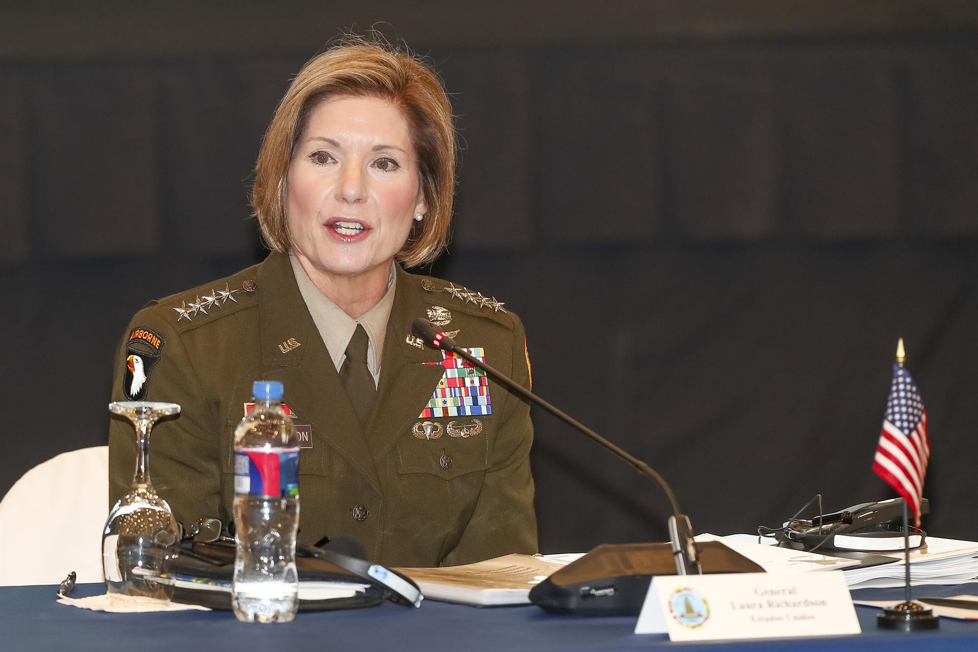 La jefa del Comando Sur de EE.UU. llega a Panamá para reunión sobre seguridad