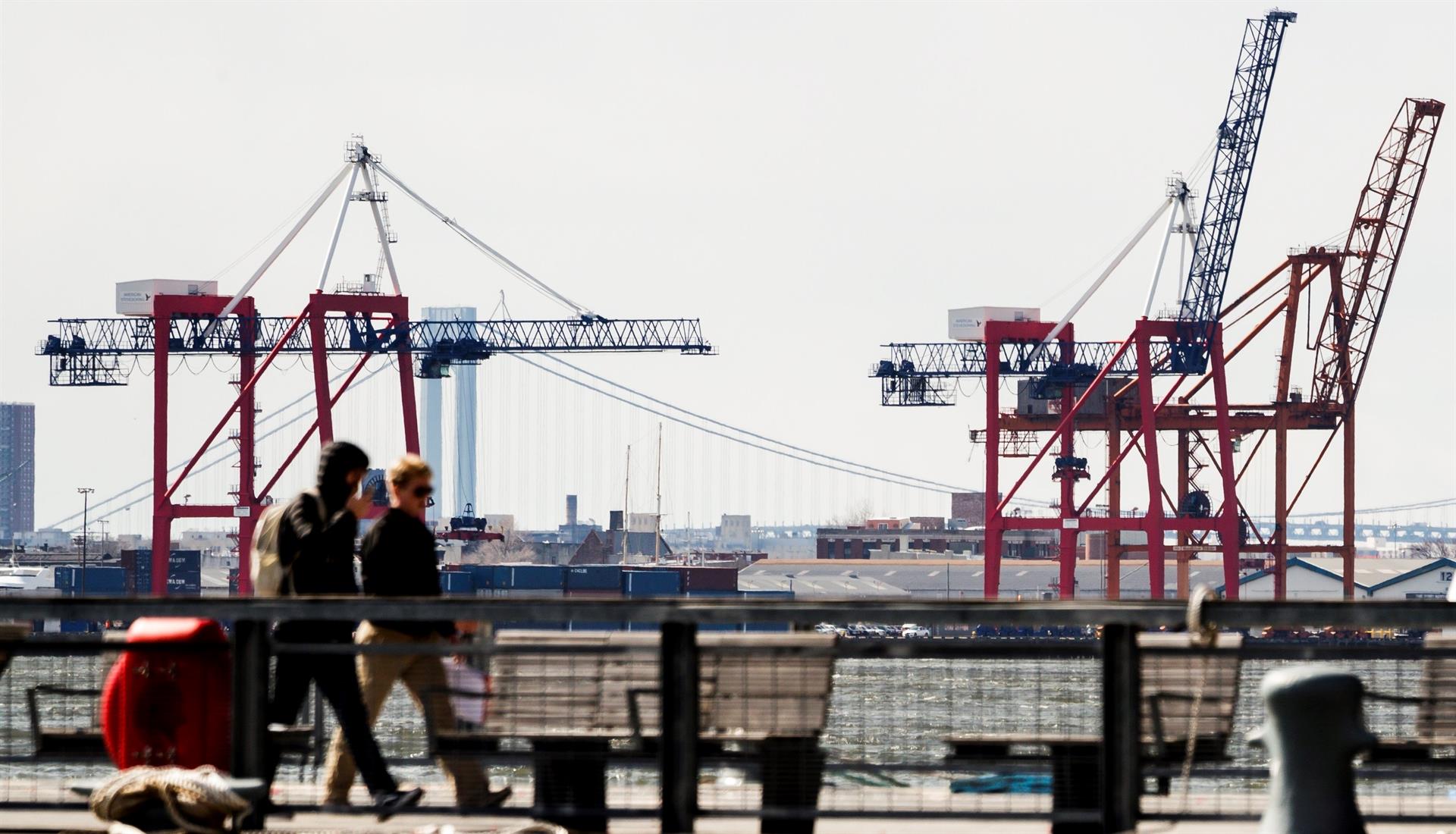 El puerto de Nueva York penalizará la estancia excesiva de contenedores vacíos