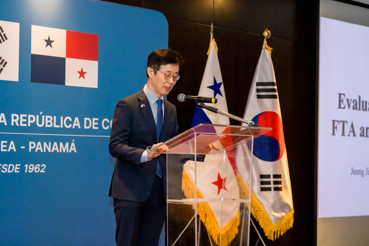 Panamá y Corea del Sur celebran