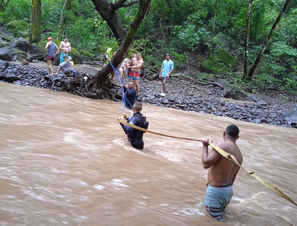 Cabeza de agua sorprendió a bañistas en Chame