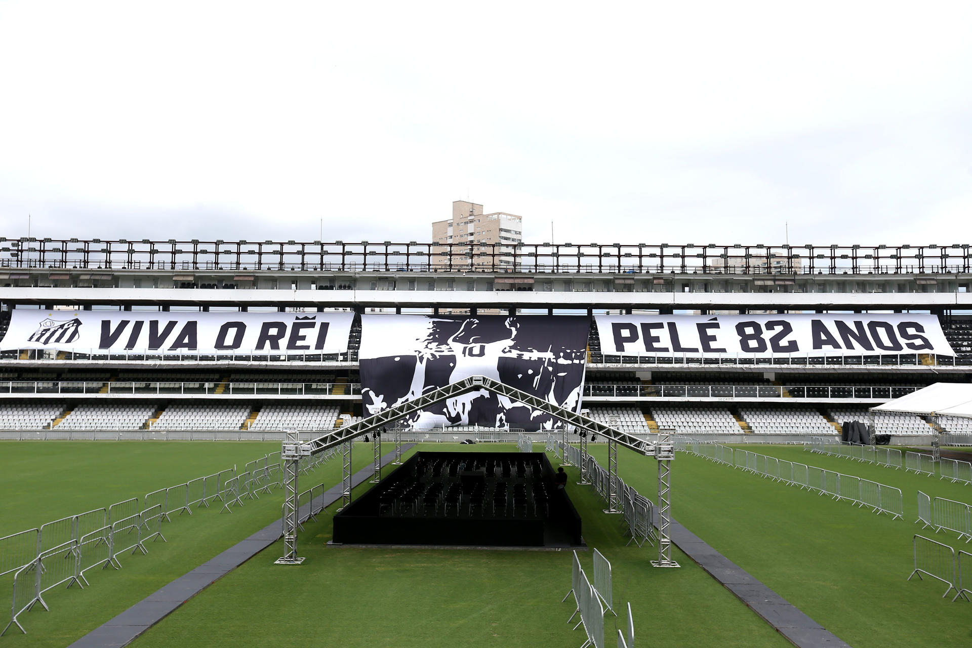 El Santos avanza en los preparativos del velatorio de Pelé