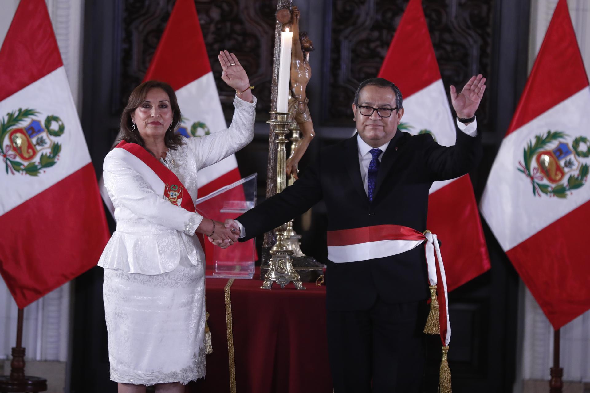 El Gobierno de Perú planteará que presidentes sean destituidos por corrupción