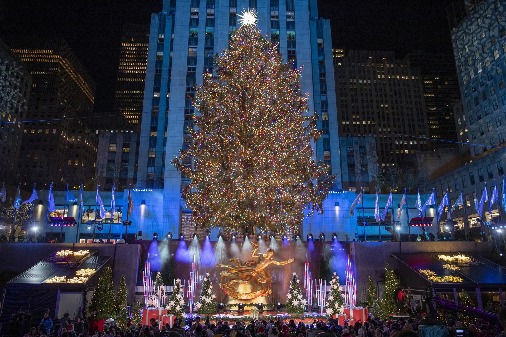 Encendido del árbol de Rockefeller, inauguró temporada navideña en Nueva York
