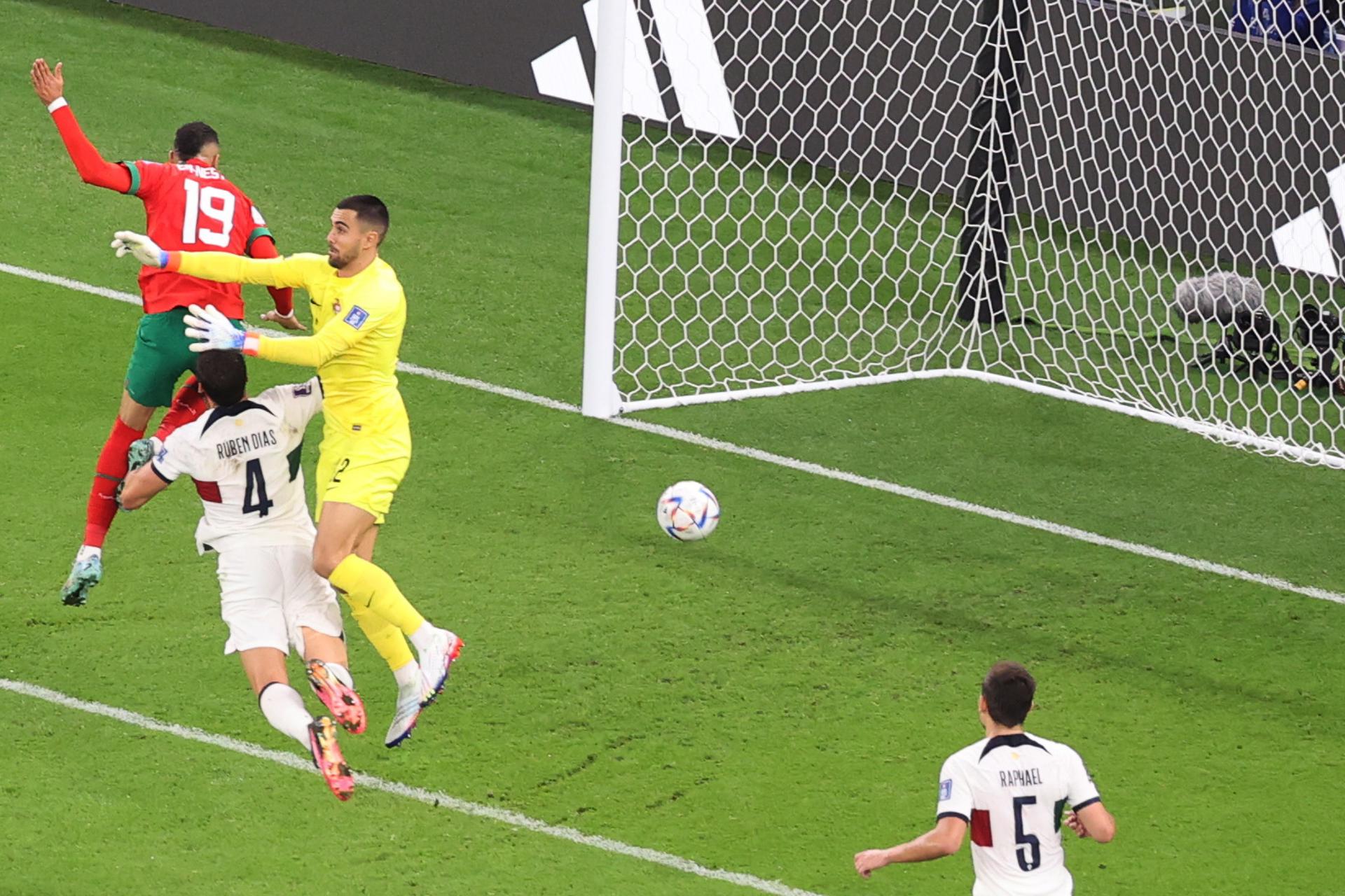 1-0.	Marruecos prolonga su sueño y pone fin al de Cristiano