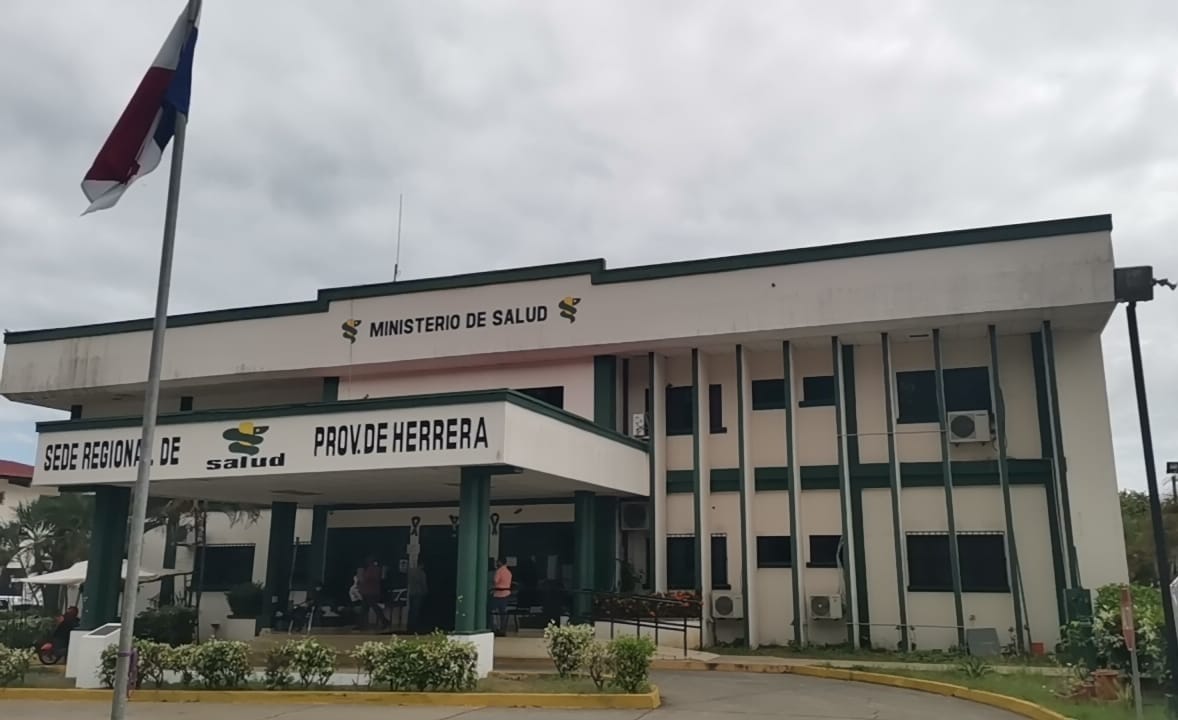 Cobros fraudulentos por trámites, fueron denunciados hoy por la Región de Salud de Herrera