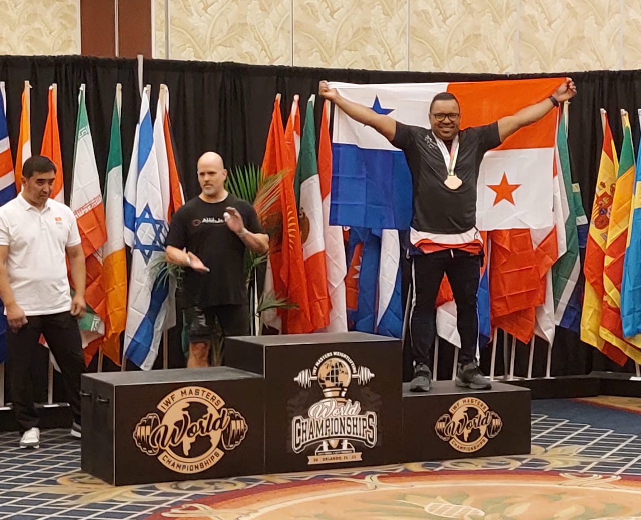Leonel Del Castillo ganó medalla de bronce en Mundial de Pesas Máster en EE. UU.