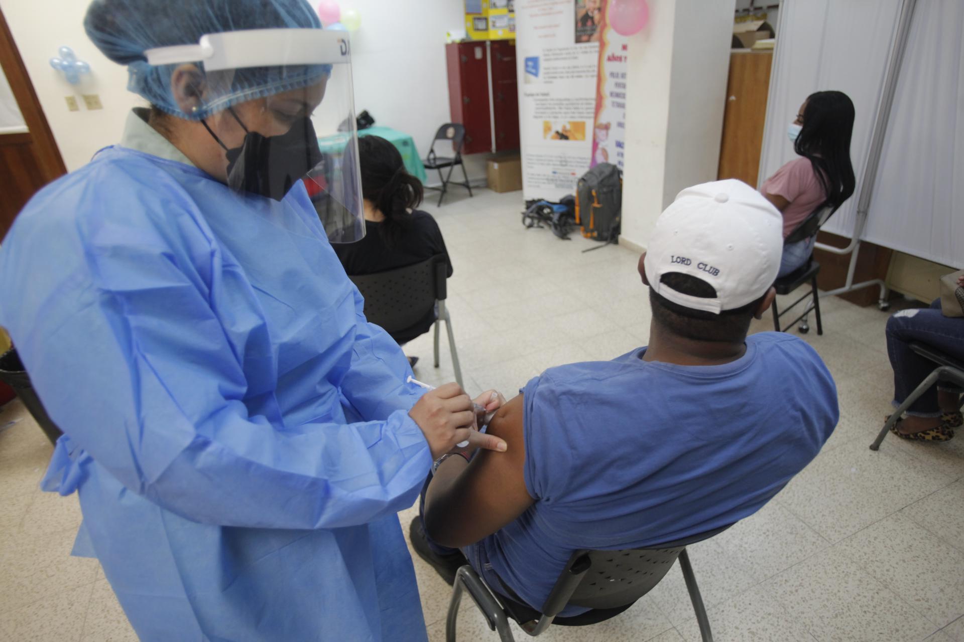 La OPS y Canadá aumentan el acceso a las vacunas covid en América Latina y el Caribe
