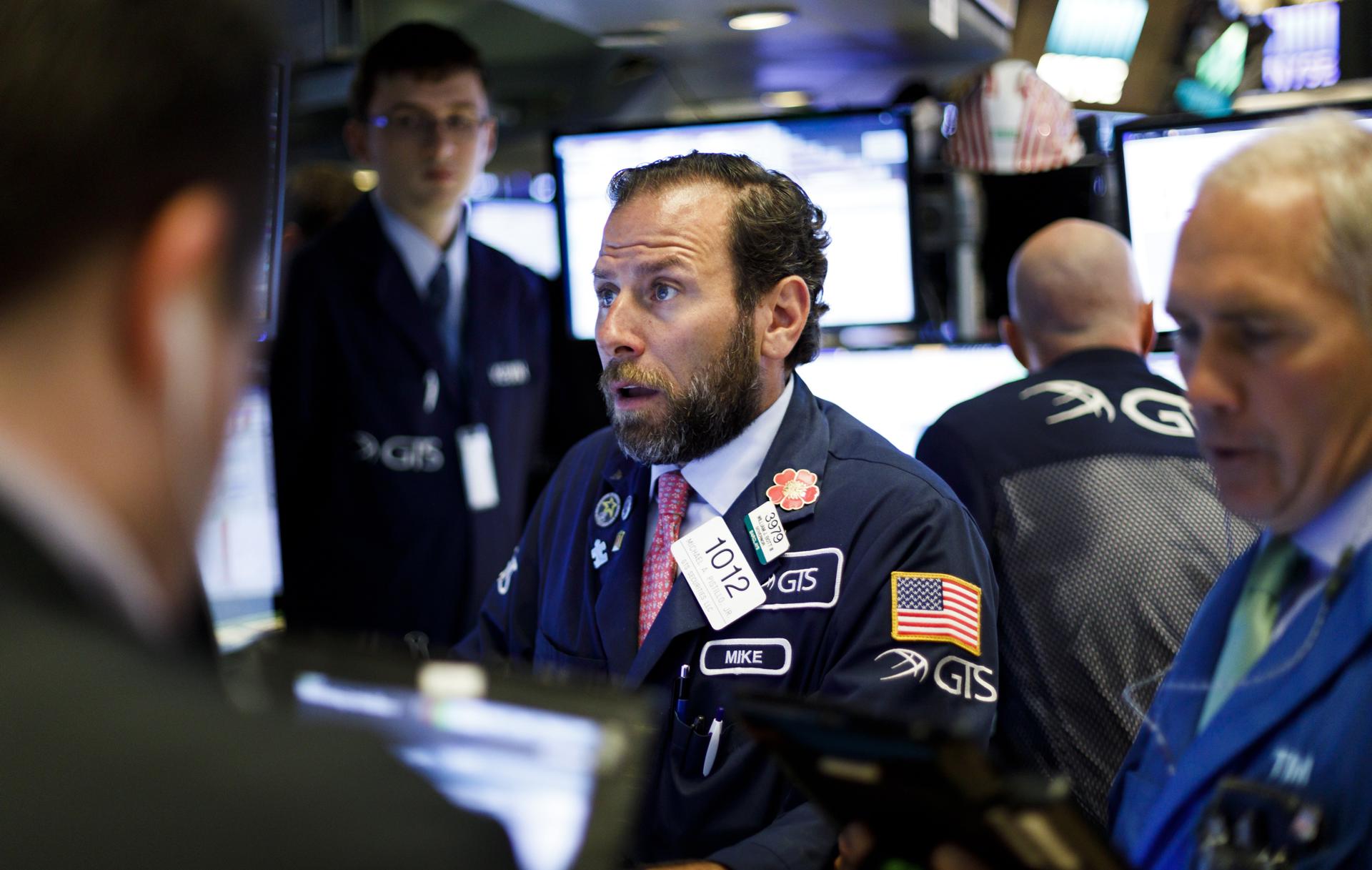Wall Street cierra la semana en rojo y el S&P registra su peor semana de 2023