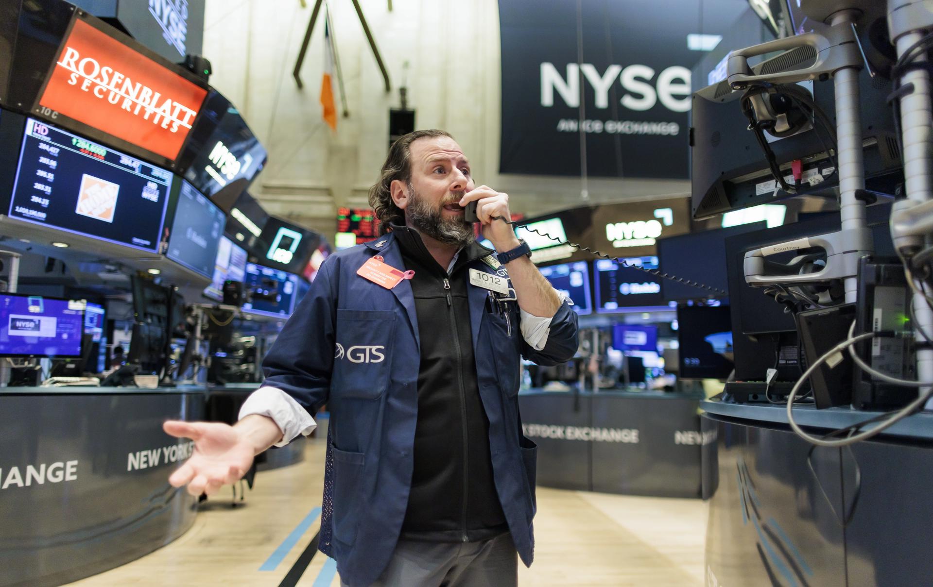 Wall Street abrió en rojo y el Dow Jones bajó un 0,60 %