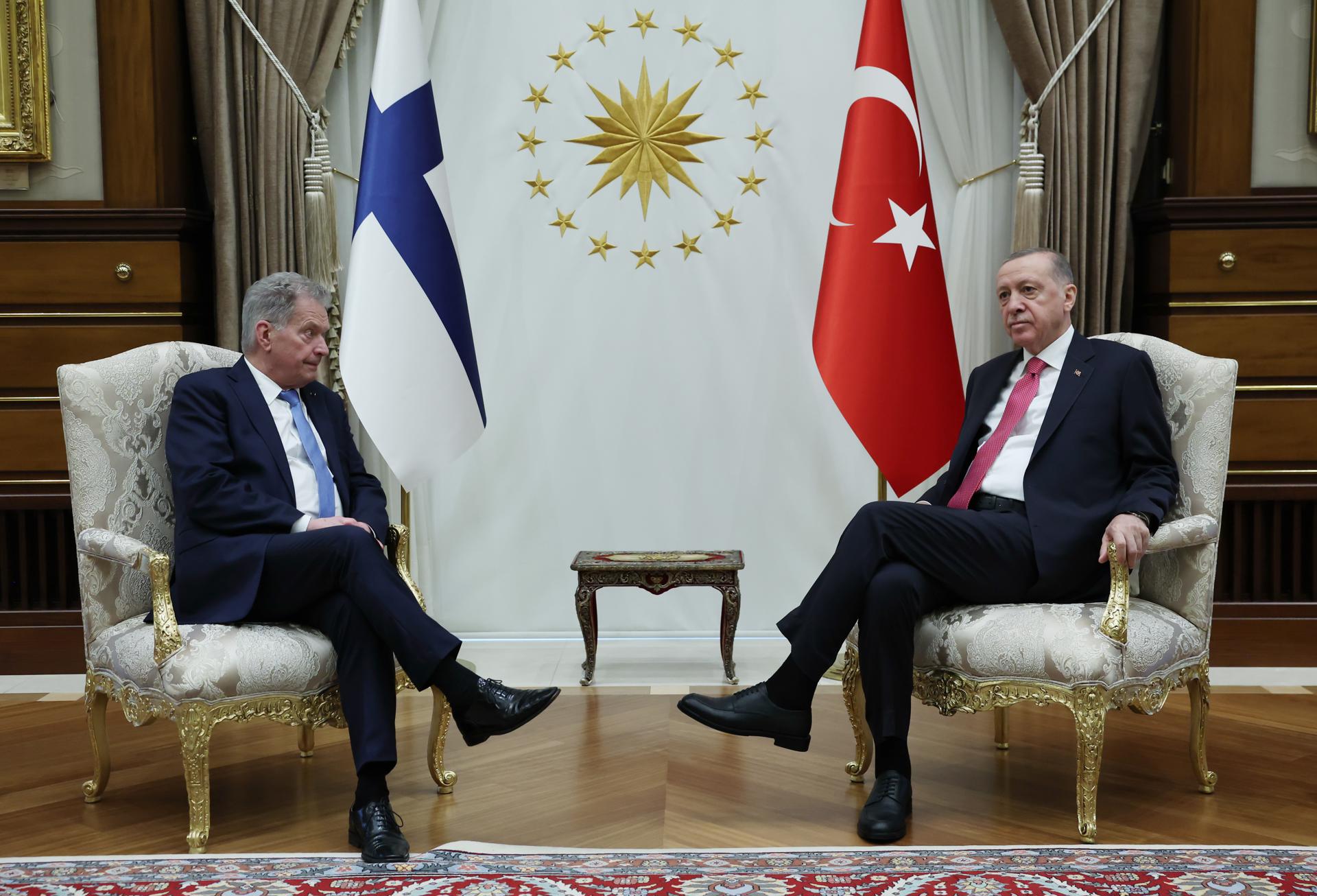 Erdogan anunció vía libre para el ingreso de Finlandia en la OTAN