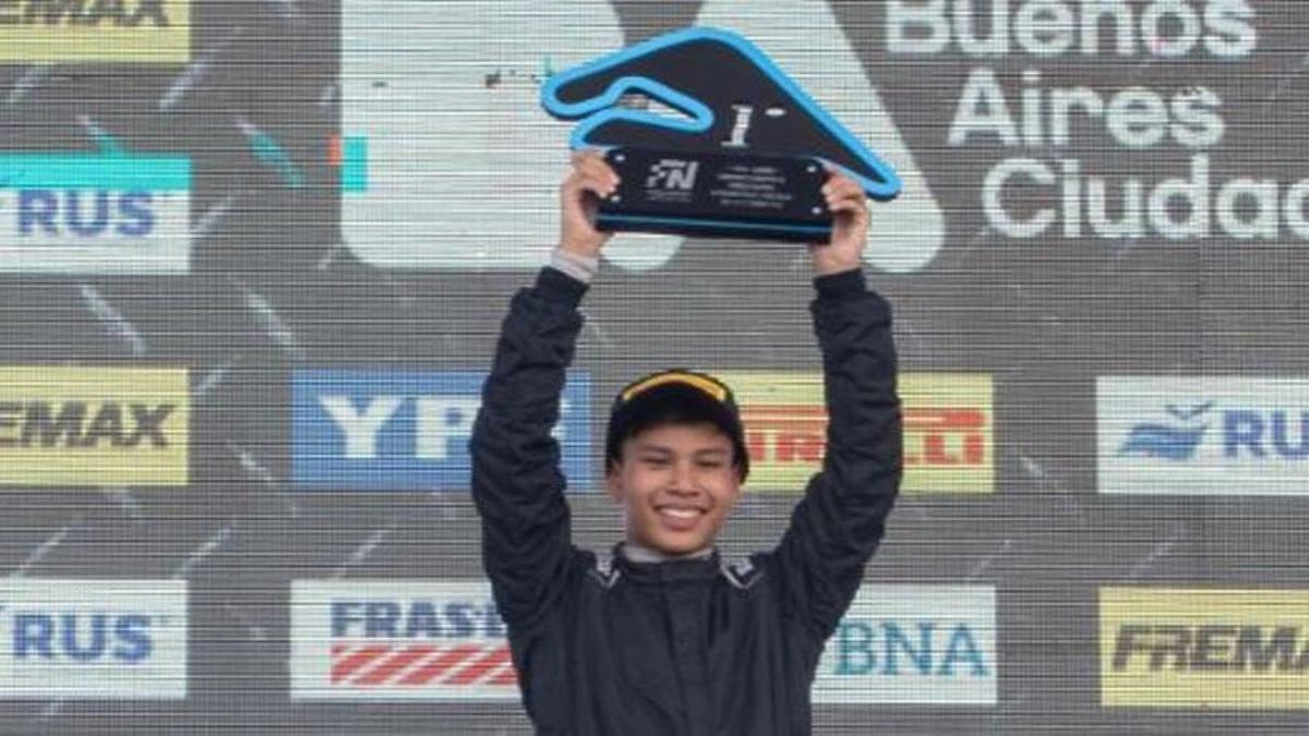 Piloto Sebastian Ng, primer panameño que triunfa en Fórmula Argentina