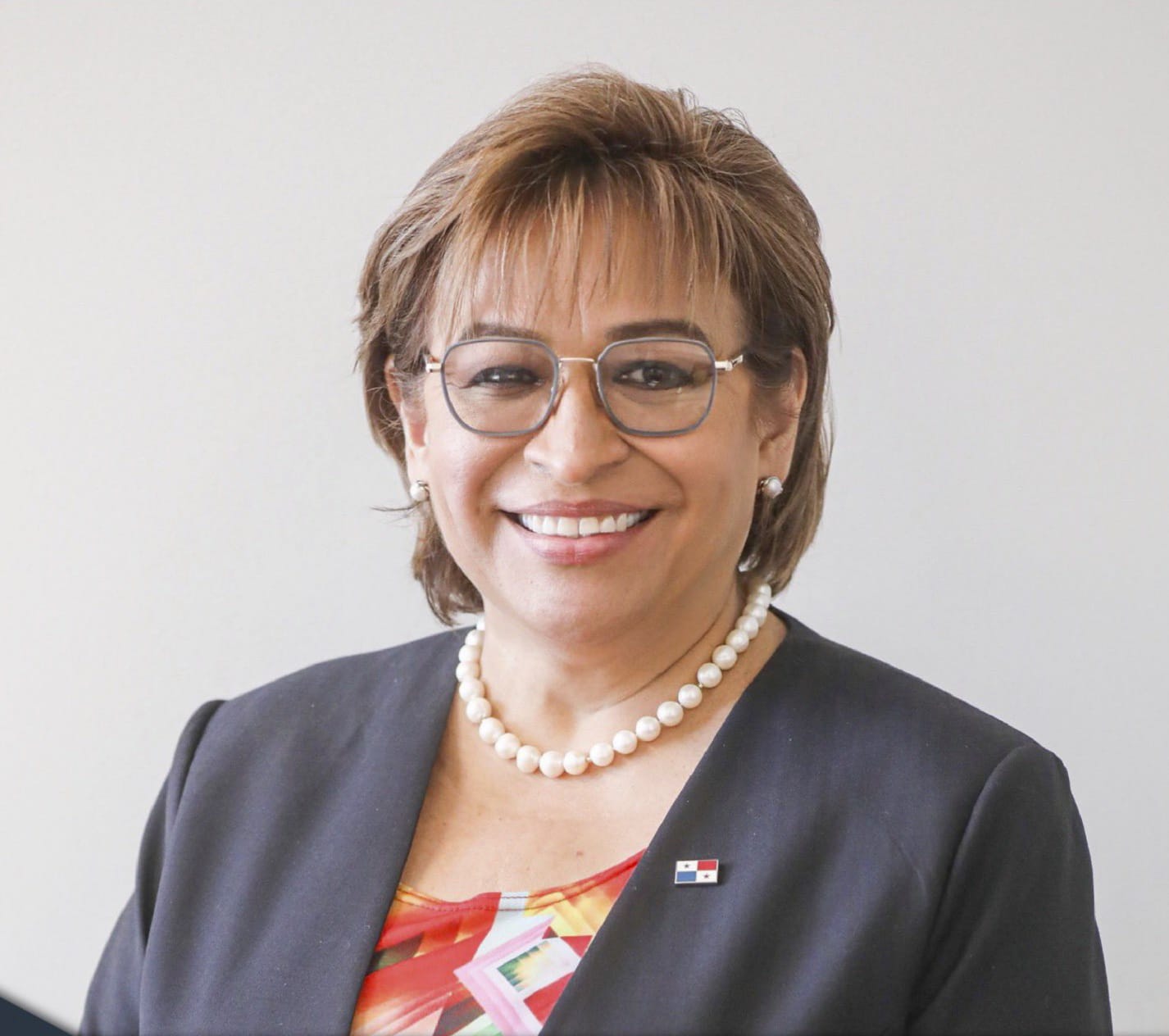 Ejecutivo designó a la Doctora Juana Herrera Araúz, primera ministra de la Mujer
