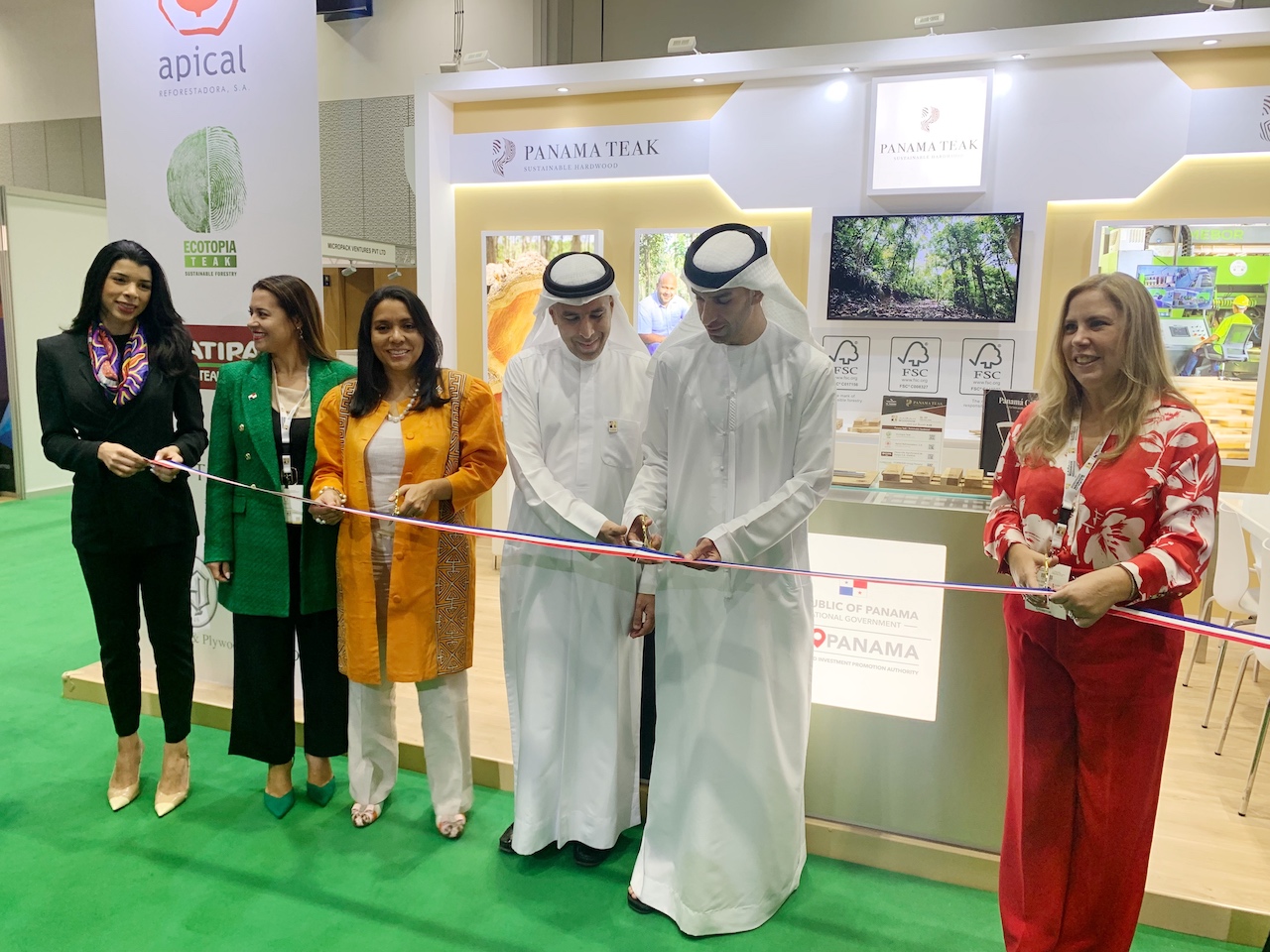 Posicionar la madera de teca panameña y abrir nuevos mercados, propósitos de PROPANAMA en Dubai International