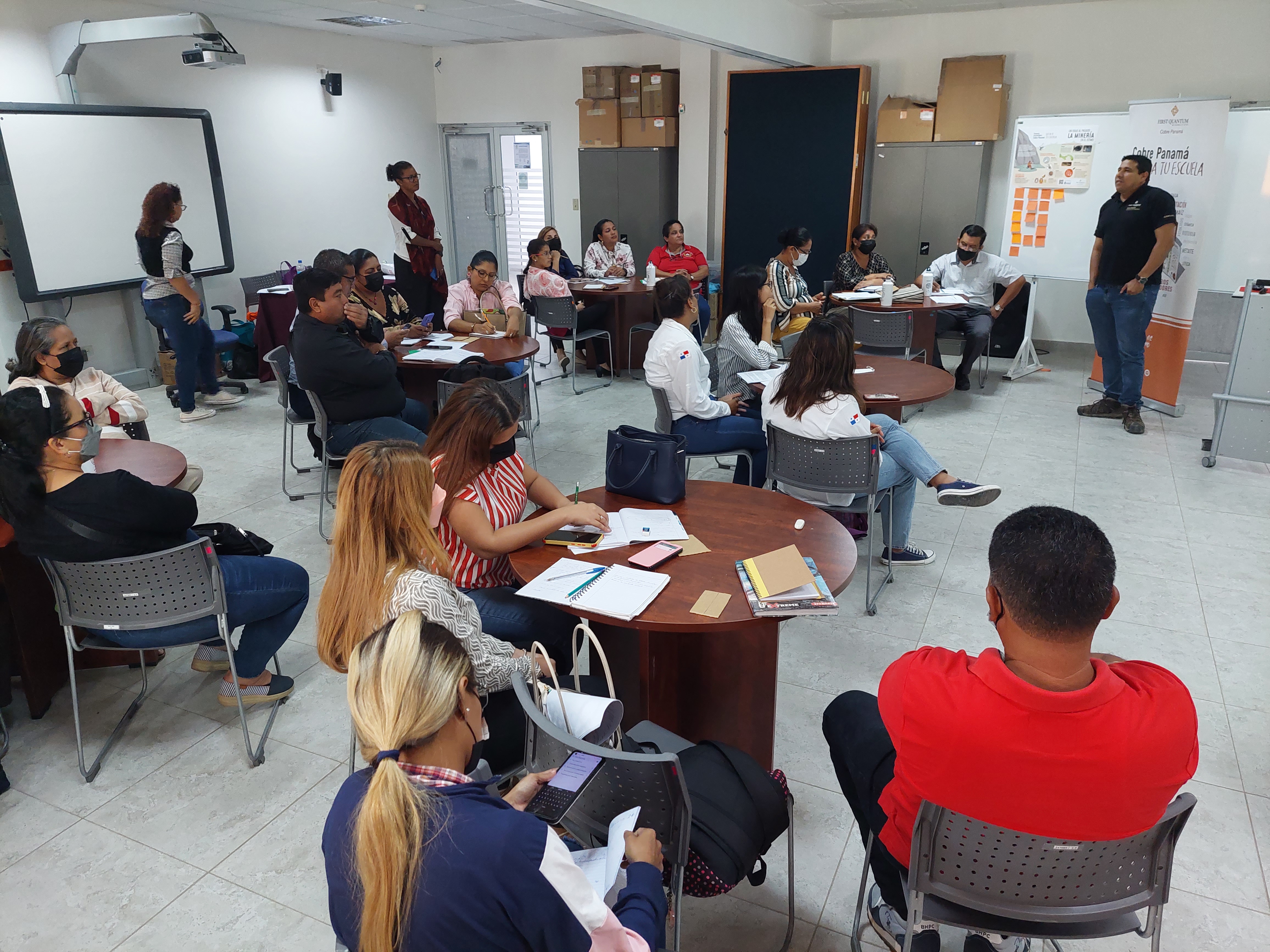 Cobre Panamá fortalece formación de docentes en Coclé