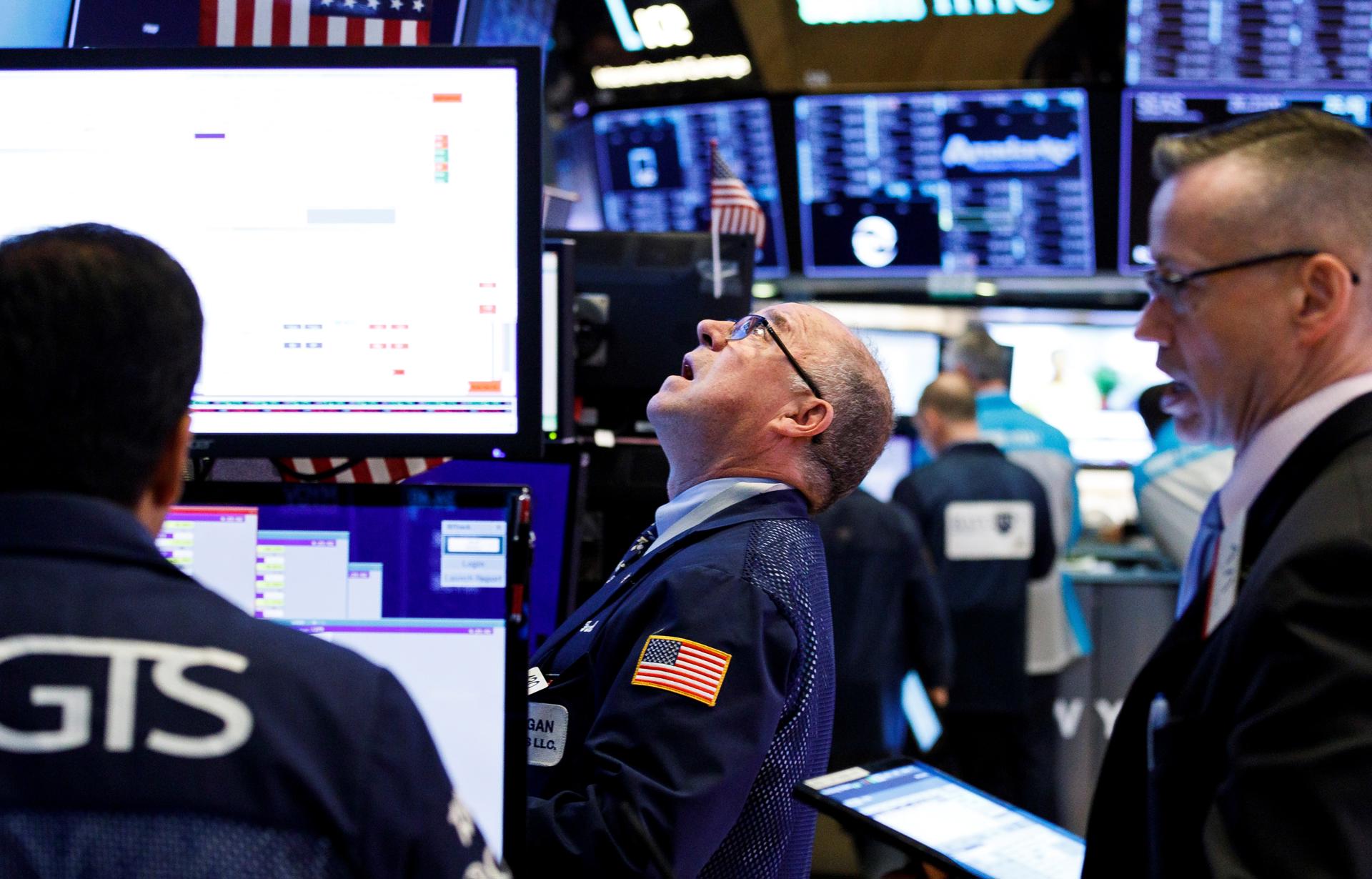 Wall Street cierra en rojo y el Dow Jones baja un 0,59 %
