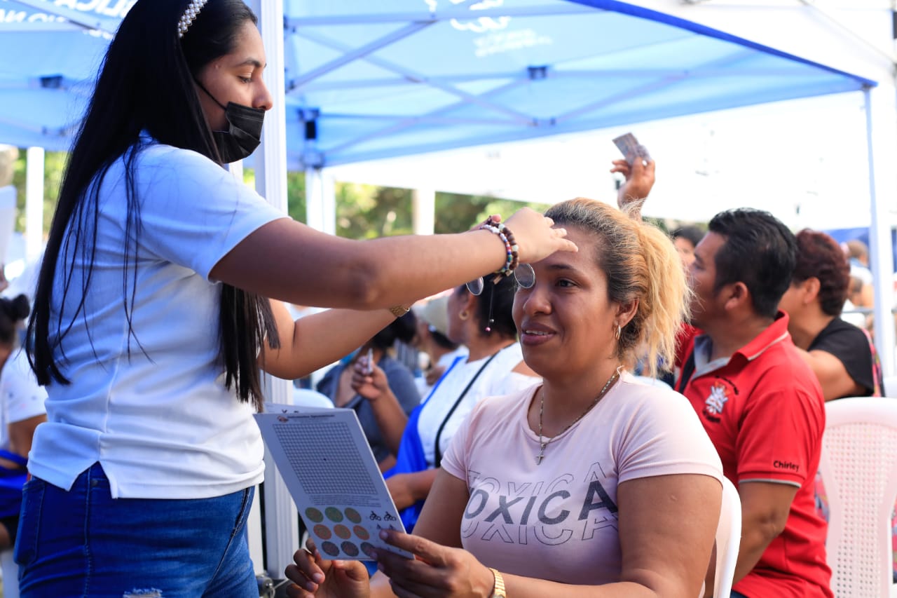 Despacho de la Primera Dama realizó feria de salud y bienestar en Panamá Norte