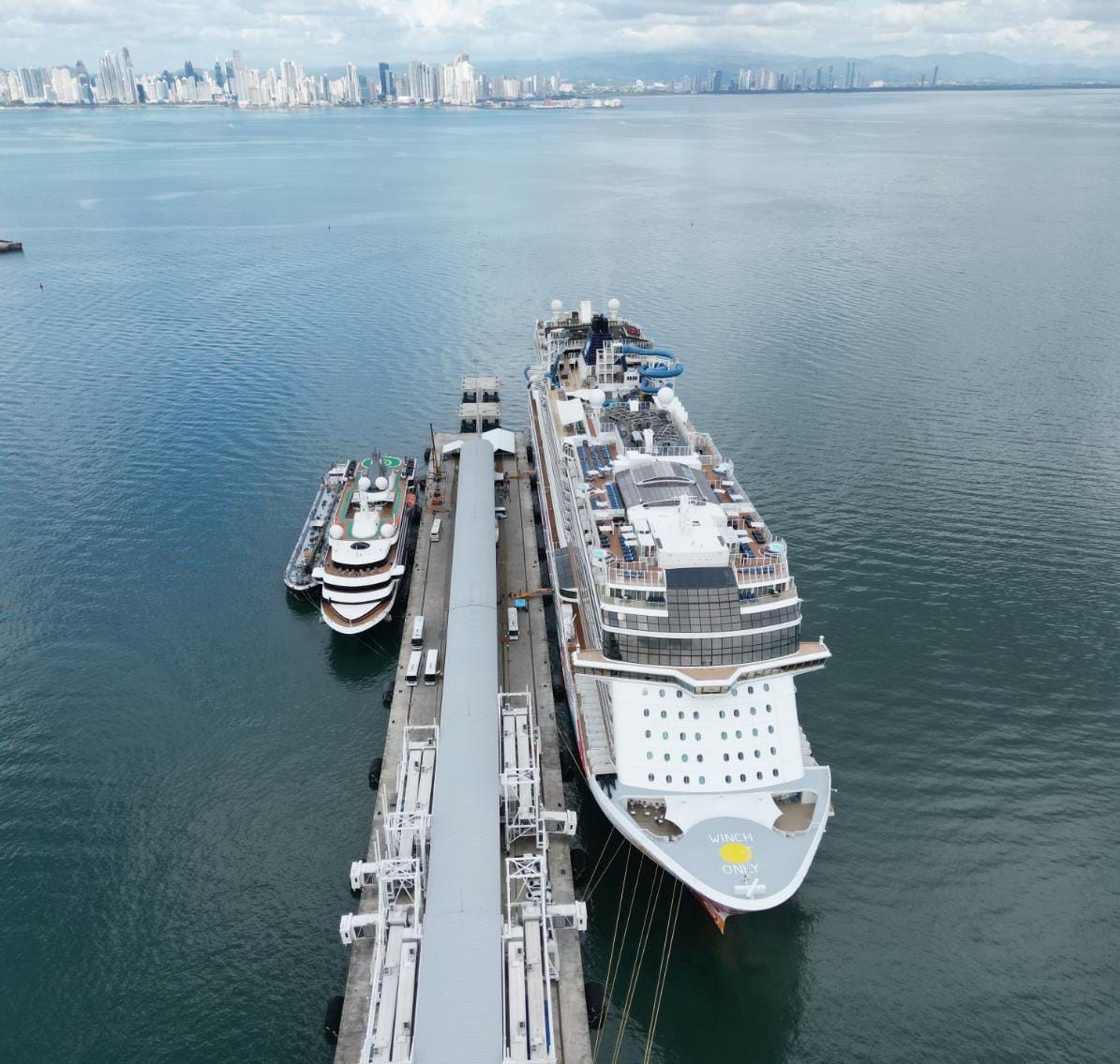 Naviera Royal Caribbean Internacional muestra interés en la Terminal de Cruceros de Panamá