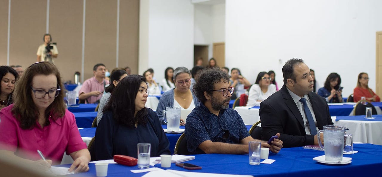 Docentes panameños participaron en encuentro sobre fortalecimiento de alfabetización inicial
