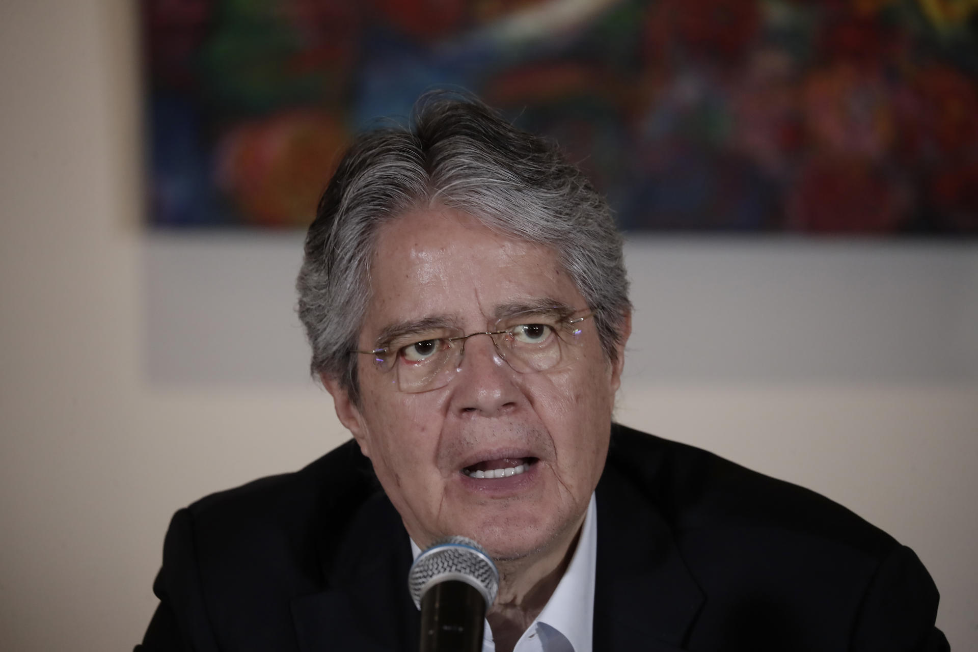 El presidente de Ecuador emitió un decreto ley para inversiones y zonas francas