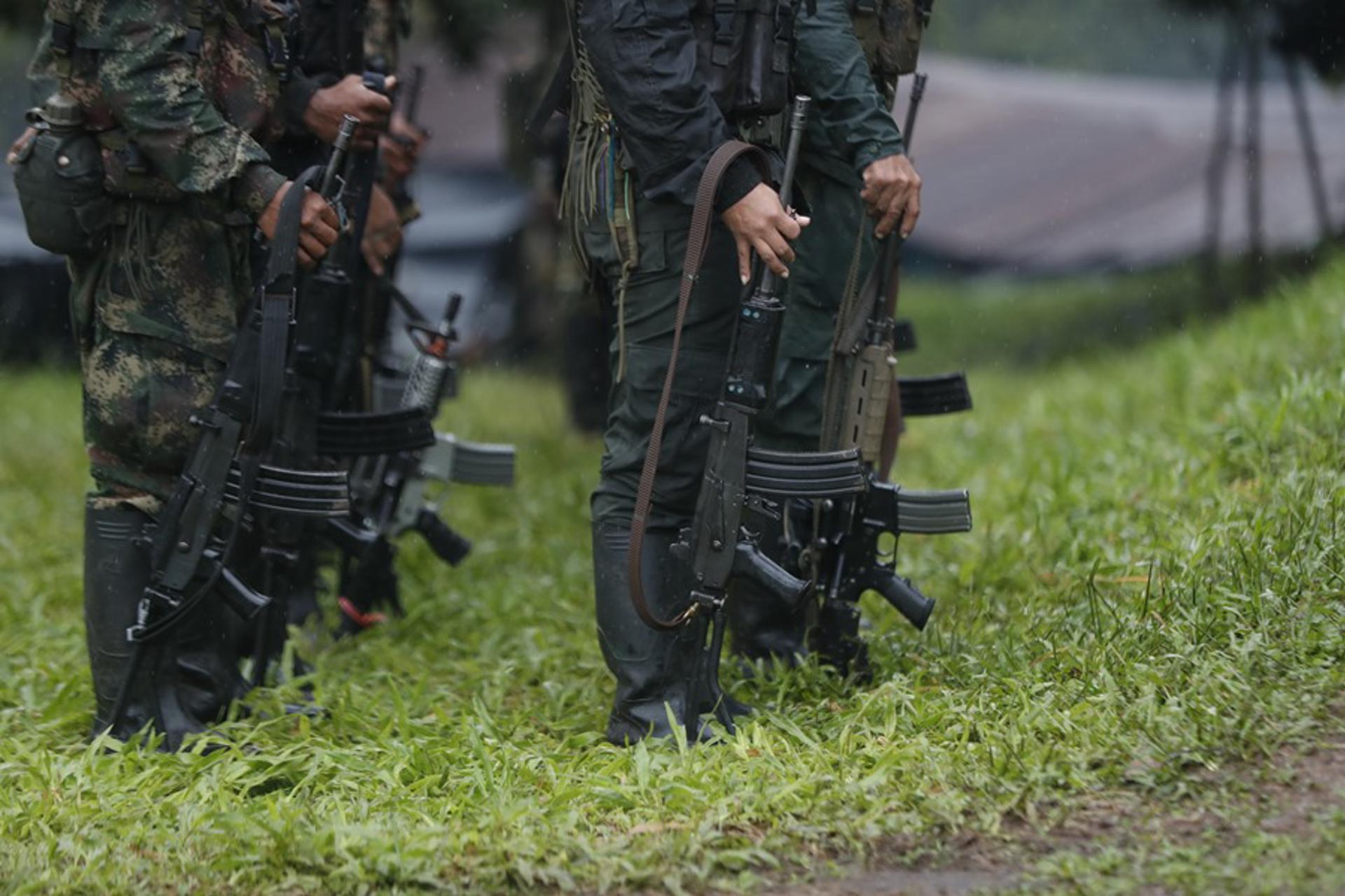 El Gobierno colombiano suspendió el cese al fuego con las disidencia de FARC por el asesinato de menores