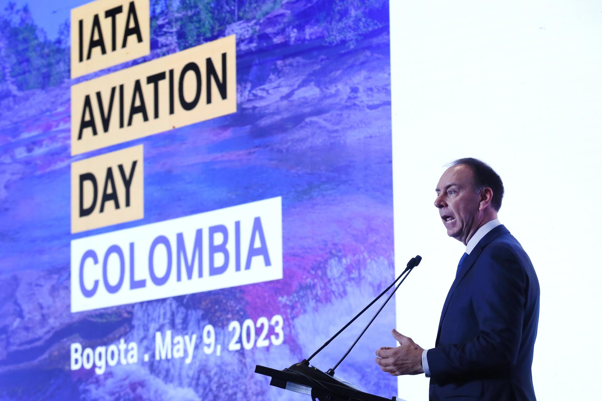El sector aéreo pide al Gobierno colombiano reducir el IVA de los billetes de avión