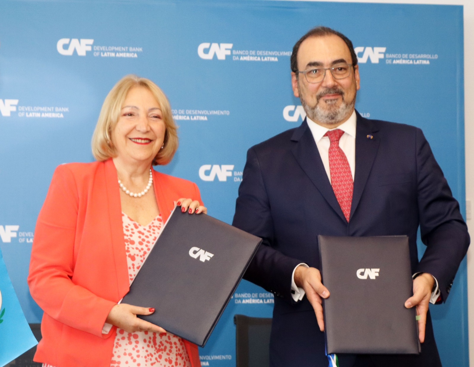 CAF promoverá el fortalecimiento de los congresos de la región