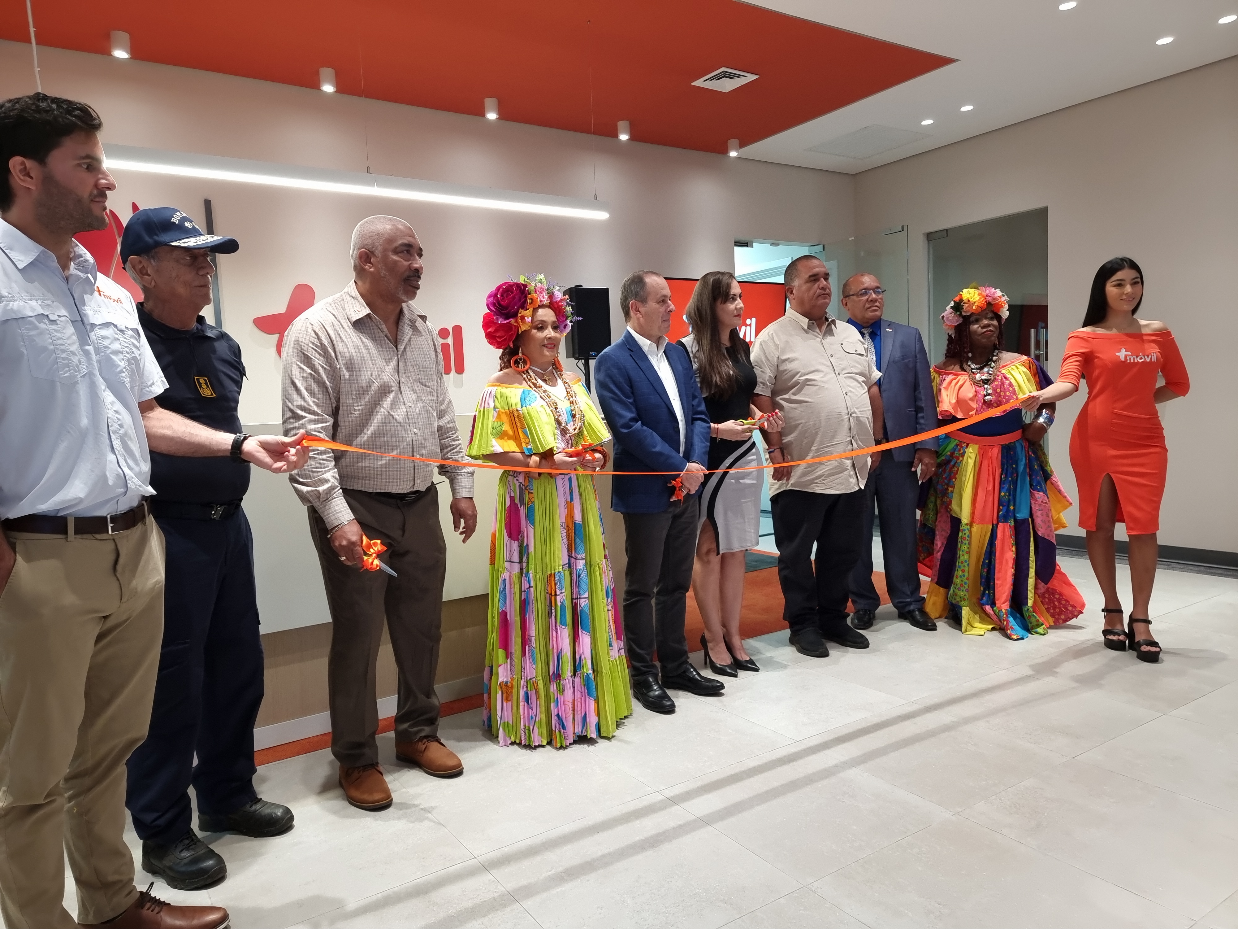 +Móvil abrió su nueva “Oficina Satélite en Panamá Oeste”