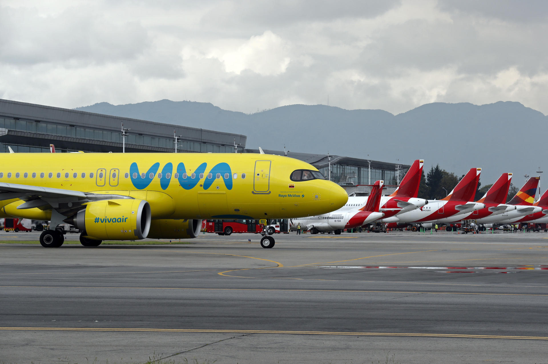 La aerolínea colombiana de bajo costo Viva Air a liquidación por falta de capital
