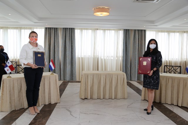 Entra en vigencia acuerdo en materia logística entre Panamá y Países Bajos