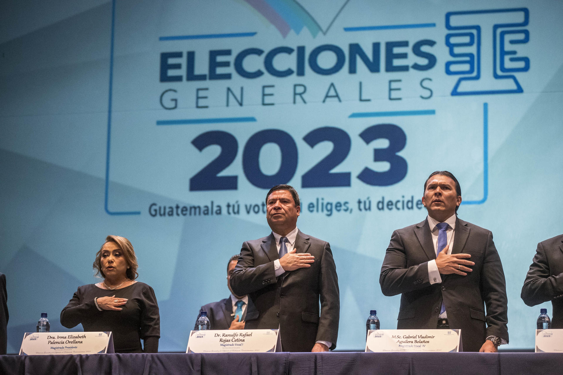 Tribunal electoral de Guatemala confirma segunda vuelta entre Torres y Arévalo