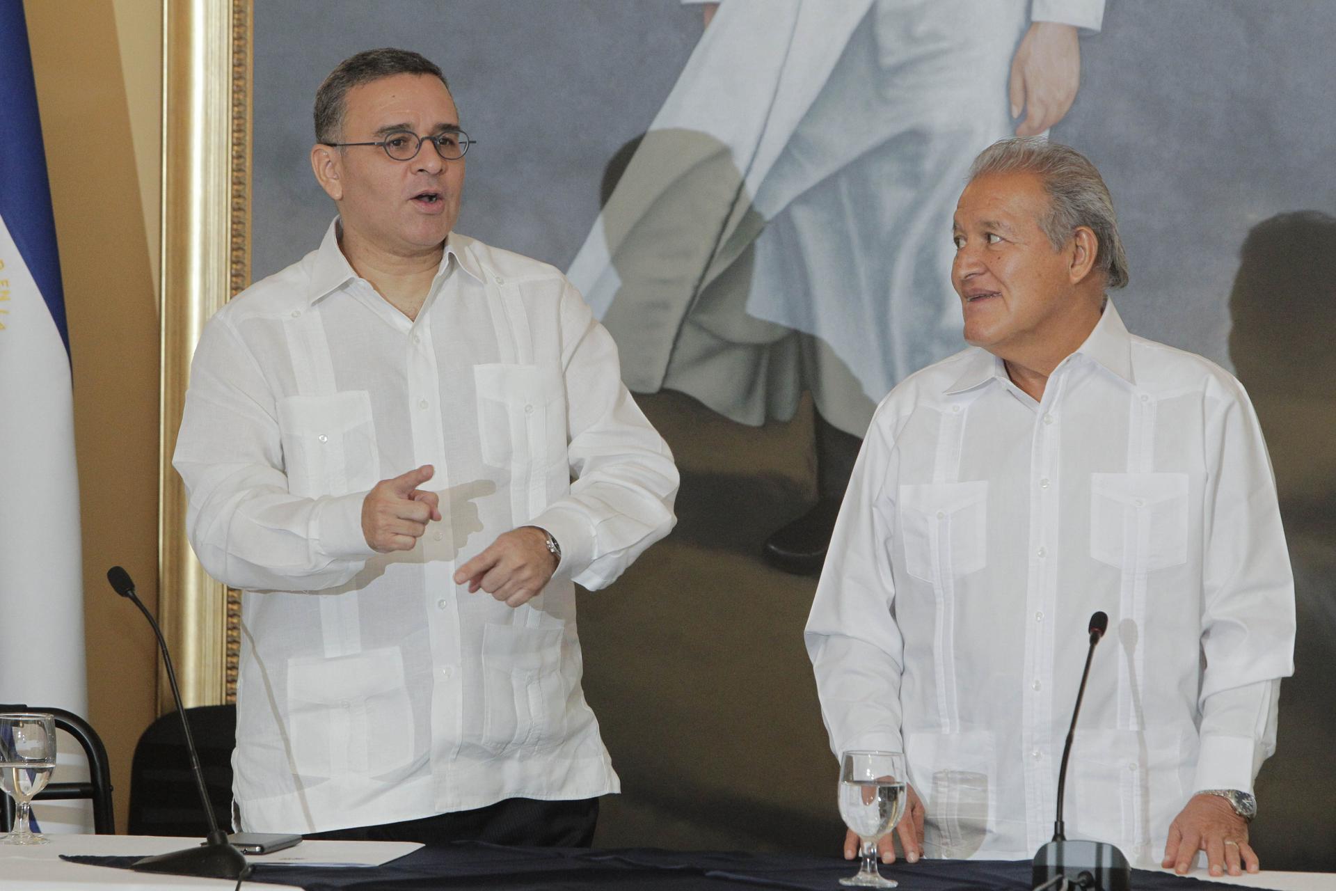 EE.UU. sanciona a dos expresidentes de El Salvador y a la fiscal guatemalteca Cinthia Monterroso
