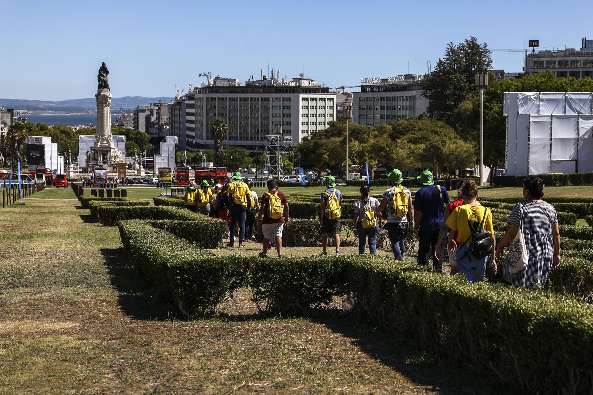 Miles de peregrinos llegan a Portugal para participar en Jornada Mundial de la Juventud