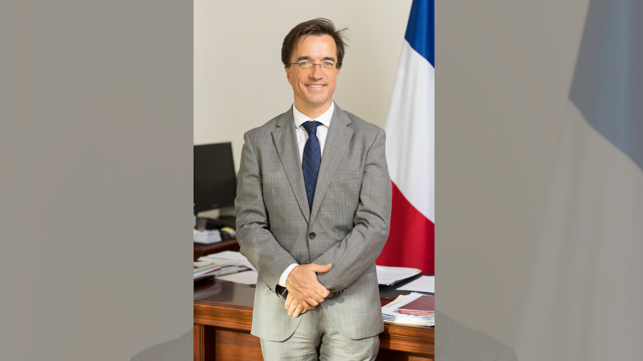 El embajador de Francia, Arnaud de Sury, culmina su misión en Panamá