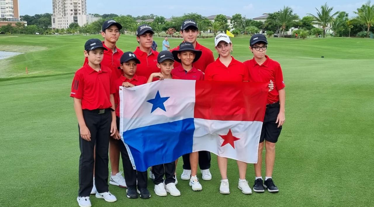 Un equipo de 10 jóvenes golfistas panameños participará en Junior World Championship, California